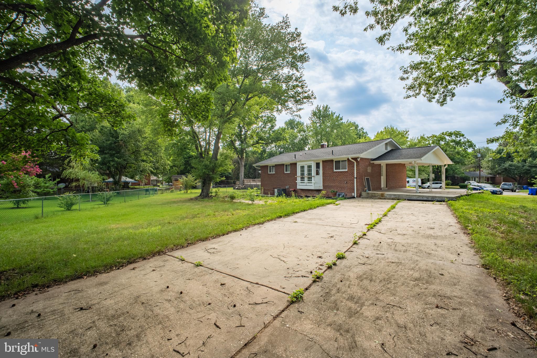 COLLEGE PARK ESTATES - Residential