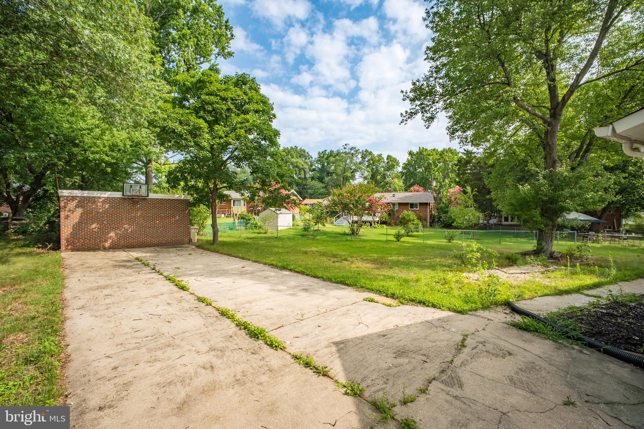 COLLEGE PARK ESTATES - Residential
