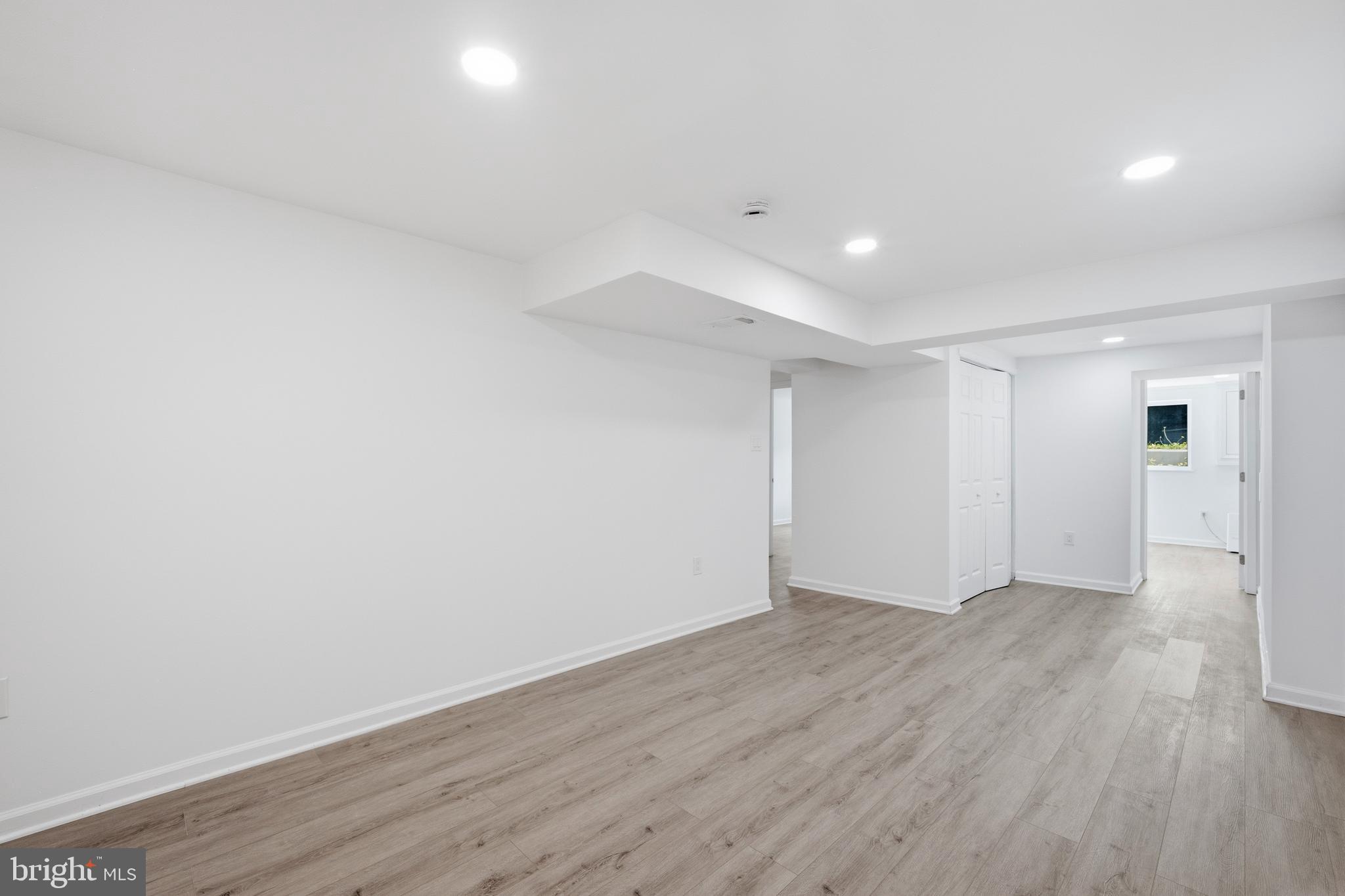 COLLEGE PARK ESTATES - Residential