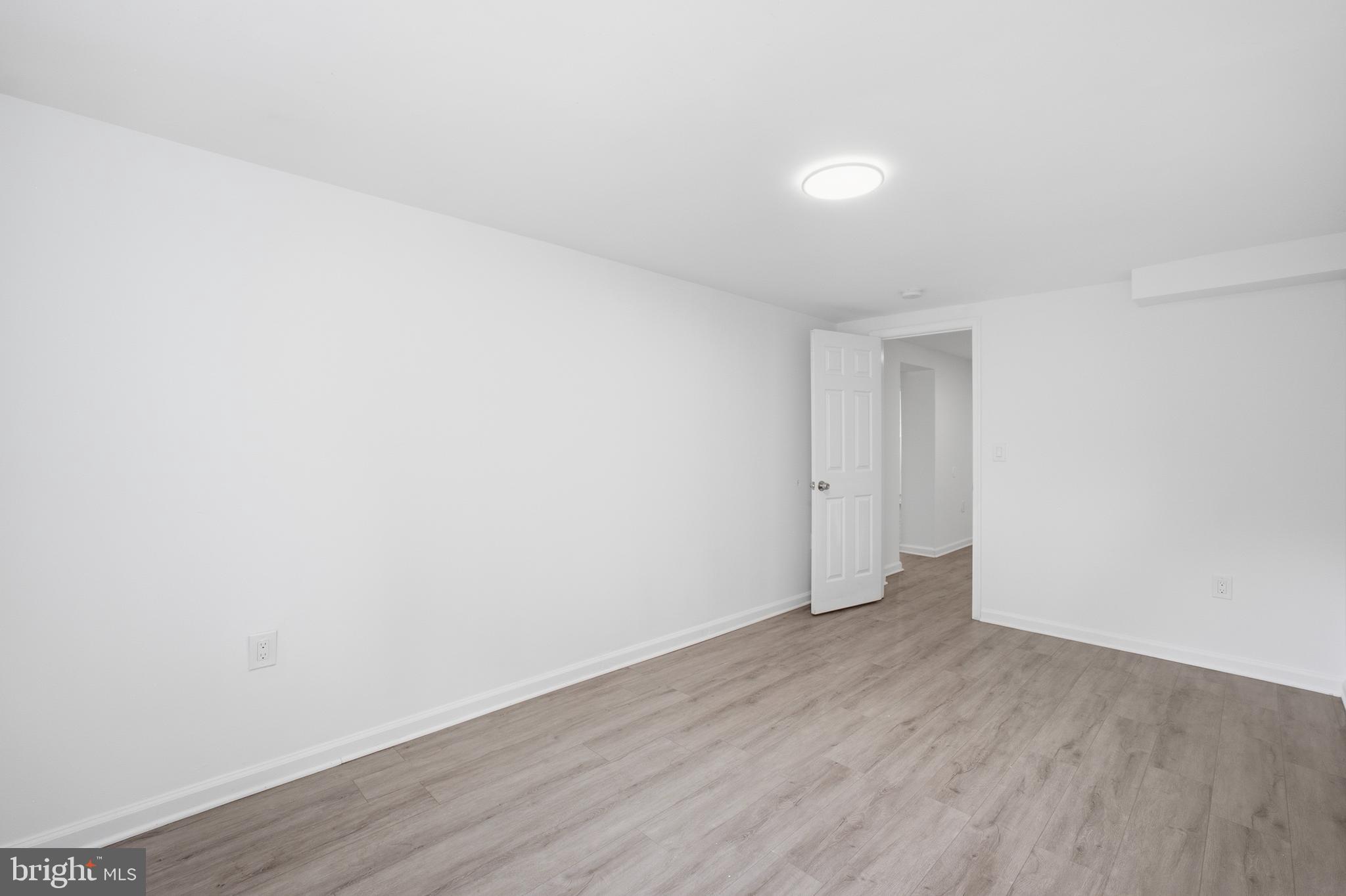COLLEGE PARK ESTATES - Residential