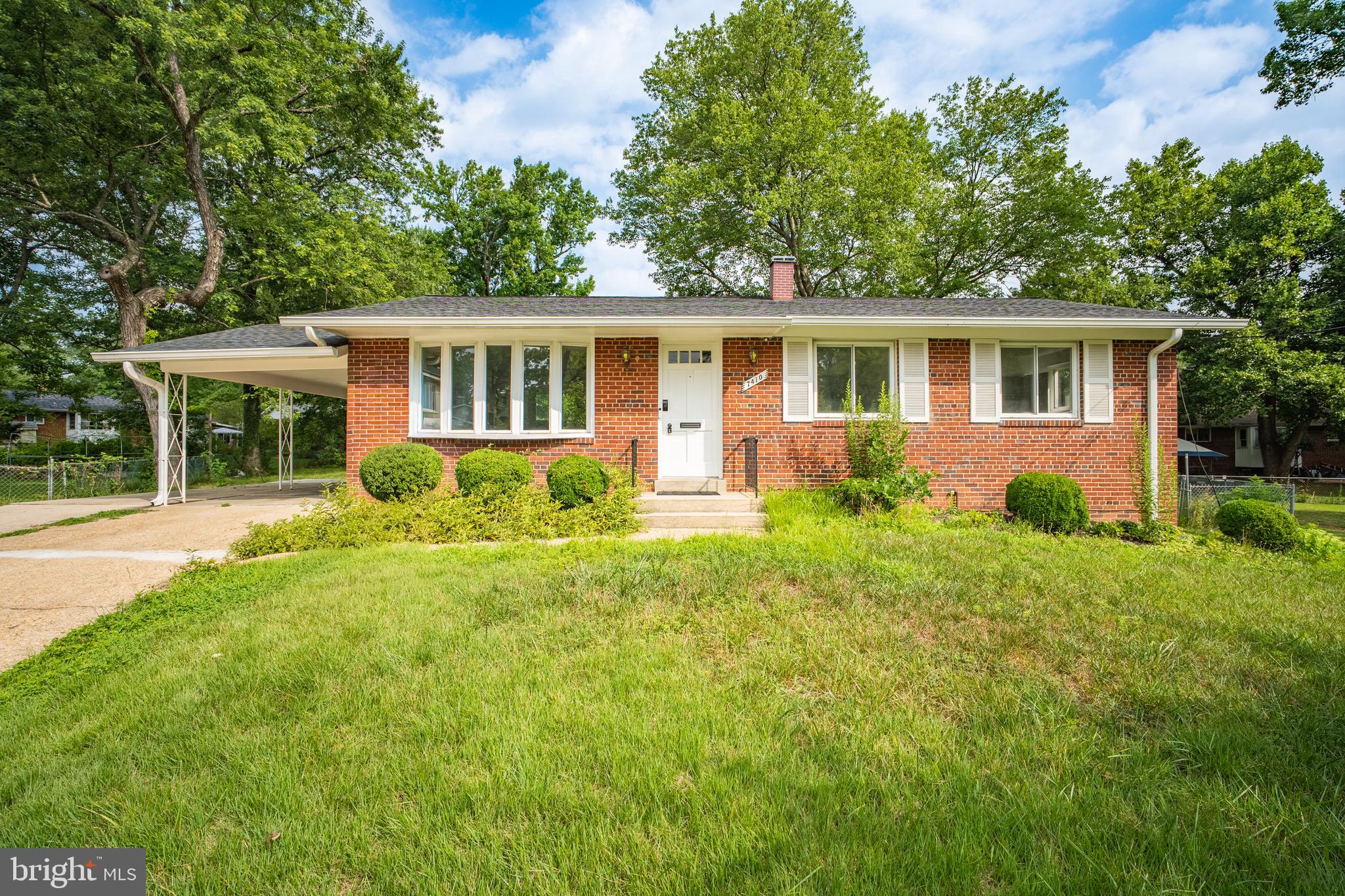 COLLEGE PARK ESTATES - Residential