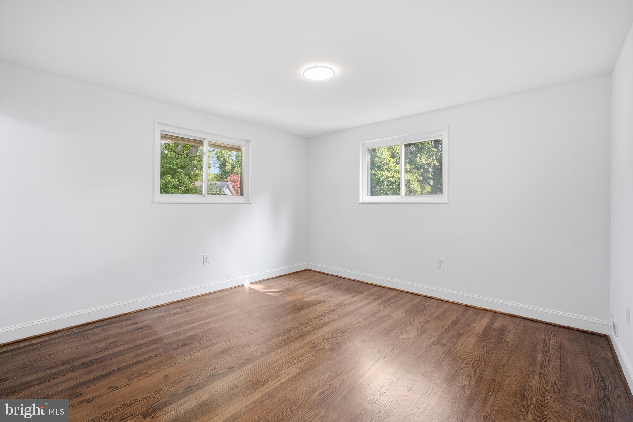 COLLEGE PARK ESTATES - Residential
