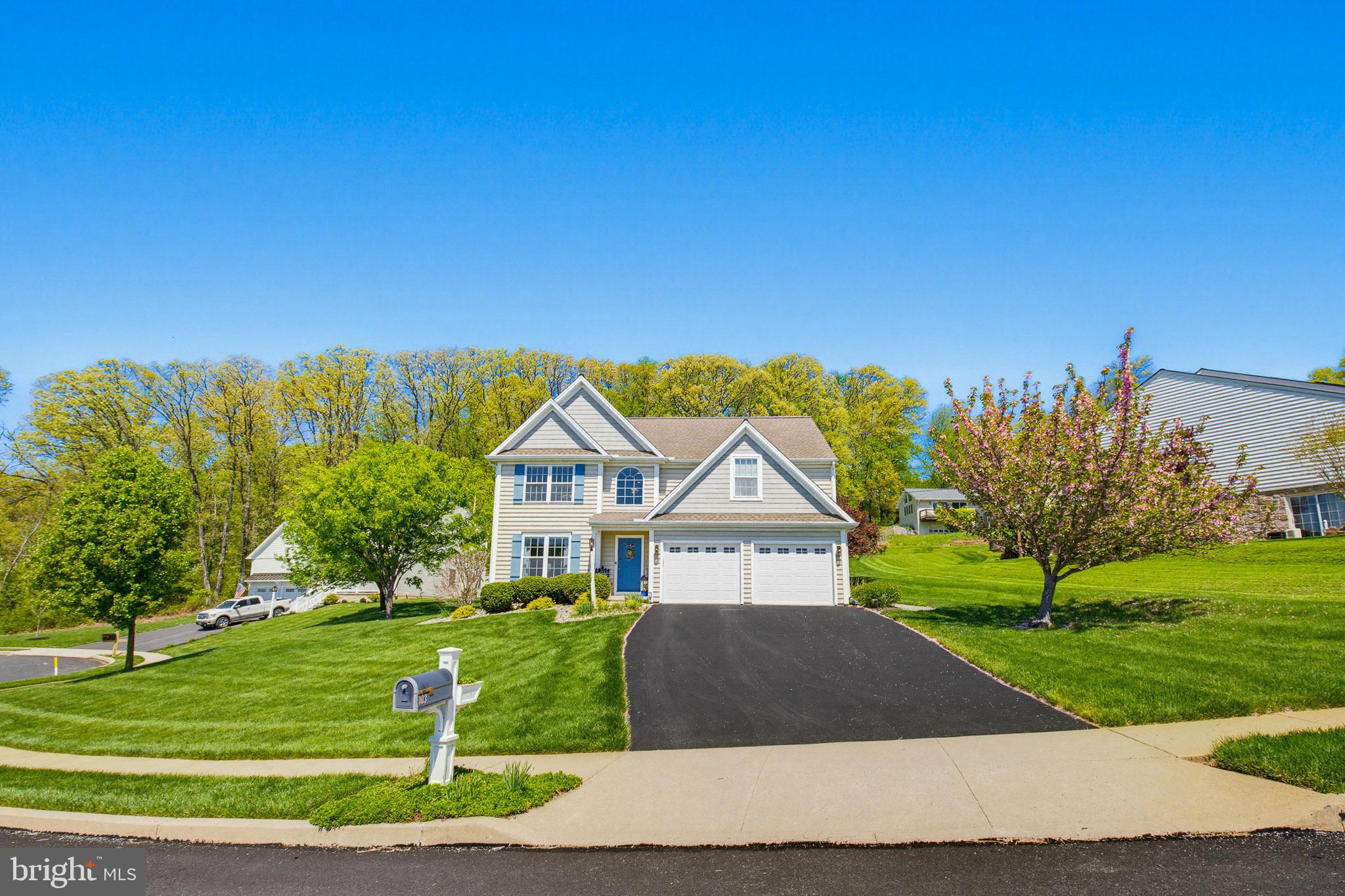 JAMES MEADOW - Residential