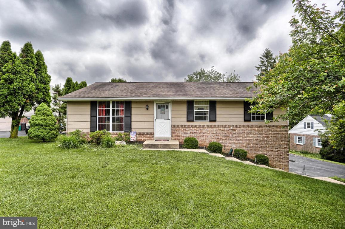 4 bedroom raised ranch home in Hempfield schools. Eat in kitchen, large laundry room and lower level master suite with walk in closet. Fenced in backyard with pond, one car garage and convenient location.