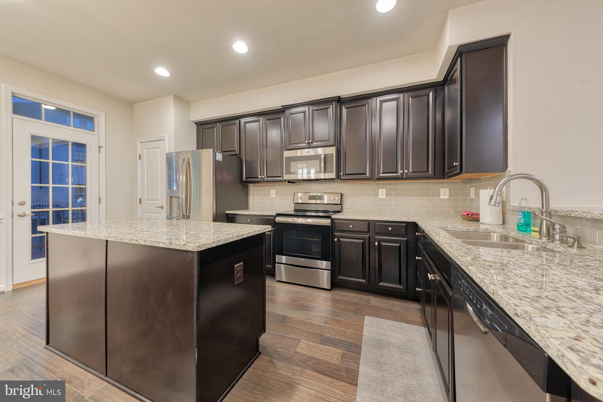 OLDHAM CROSSING - Residential
