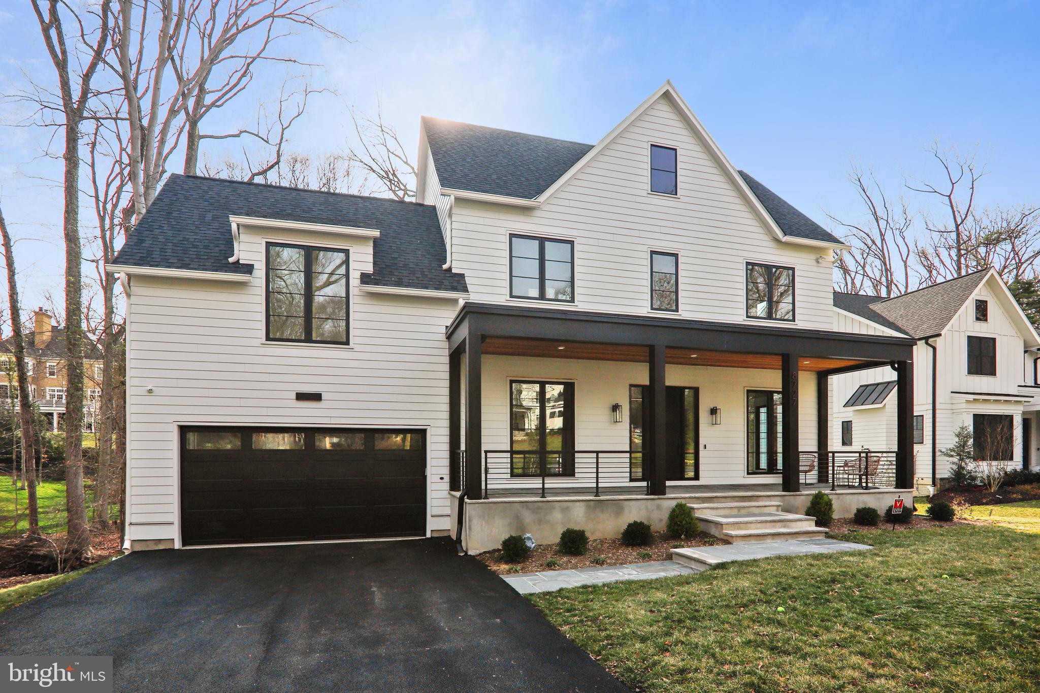 BRADLEY HILLS GROVE - Residential