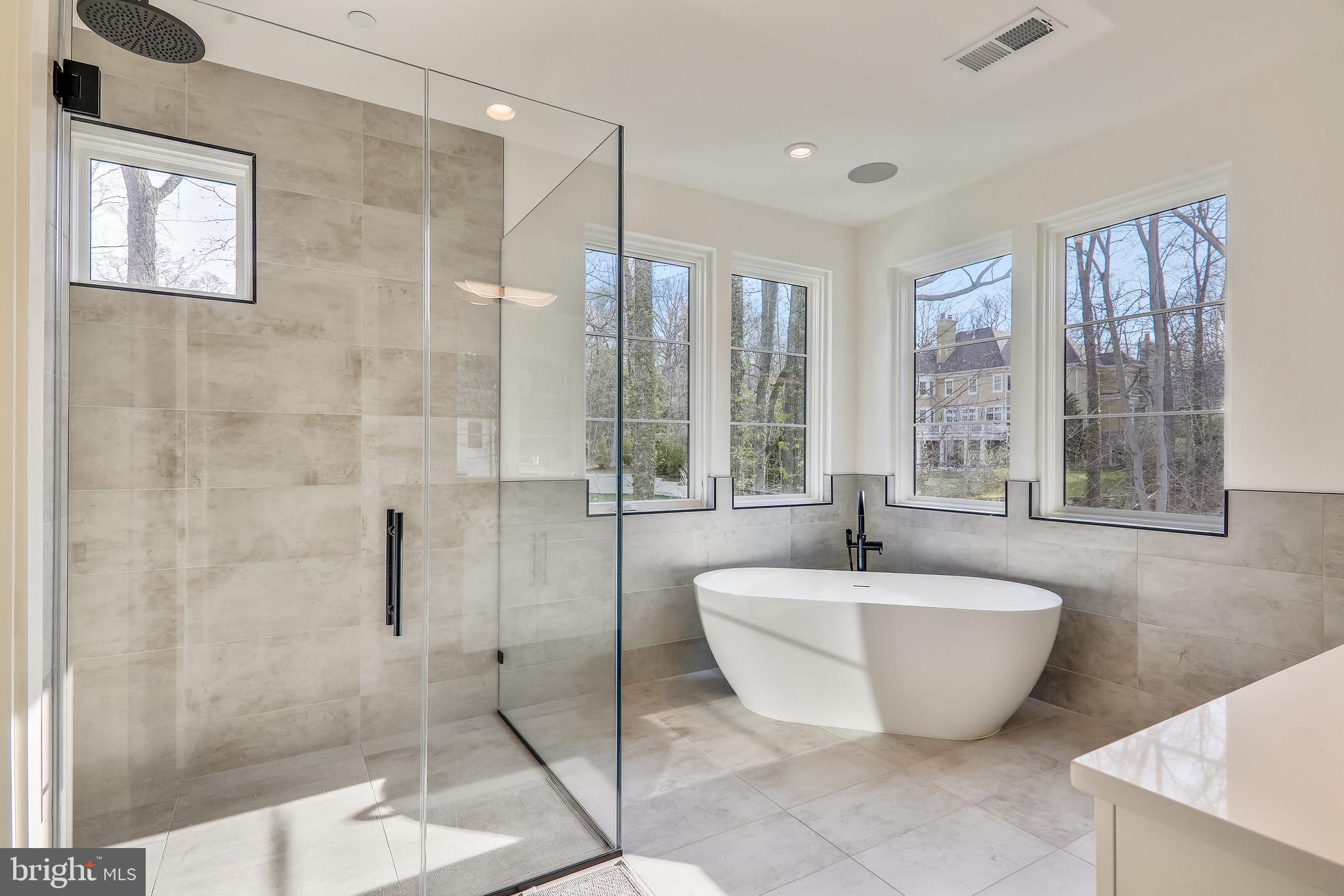 BRADLEY HILLS GROVE - Residential