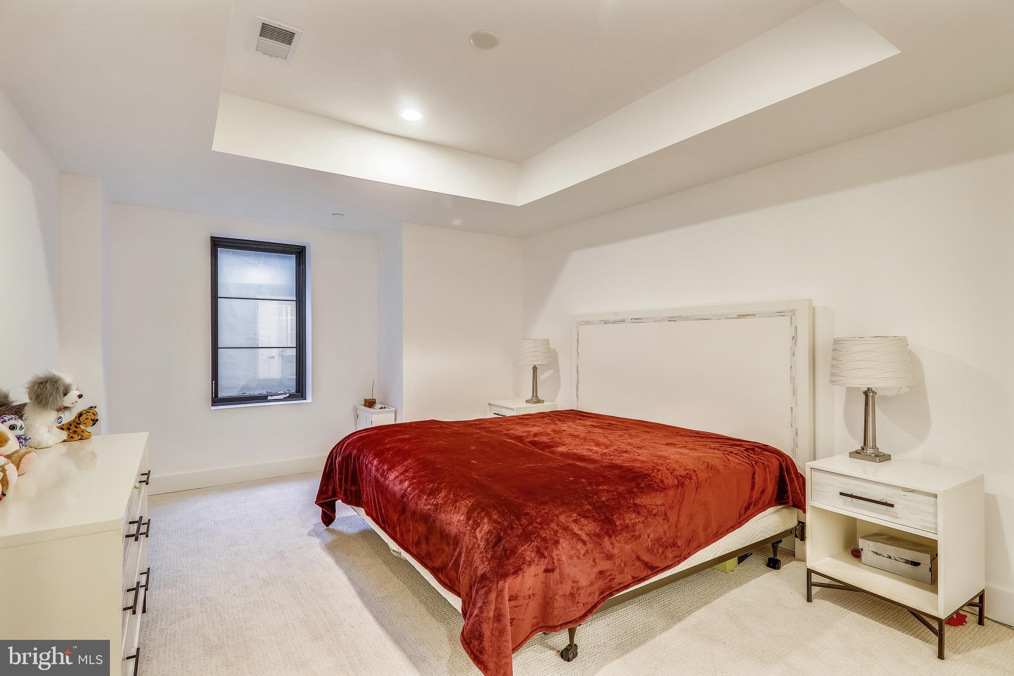 BRADLEY HILLS GROVE - Residential