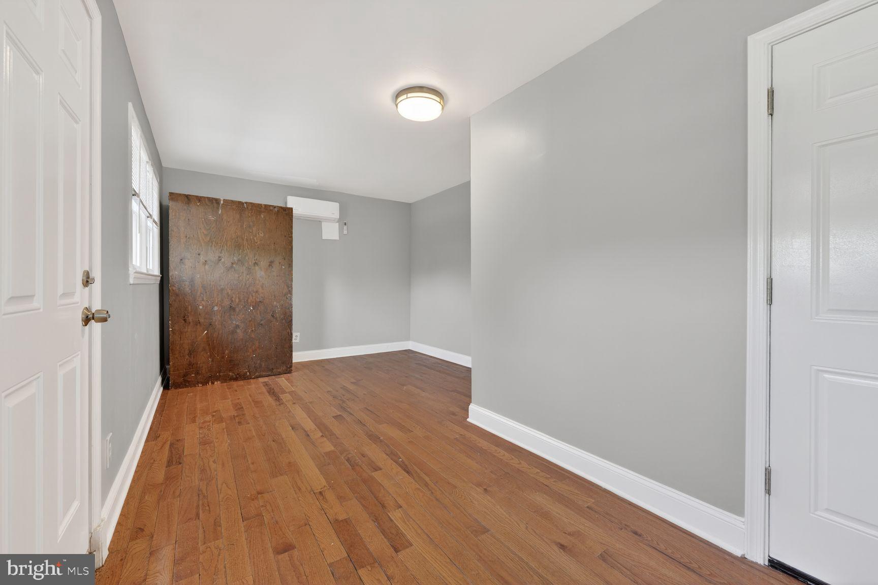 LIVINGSTON PARK - Residential