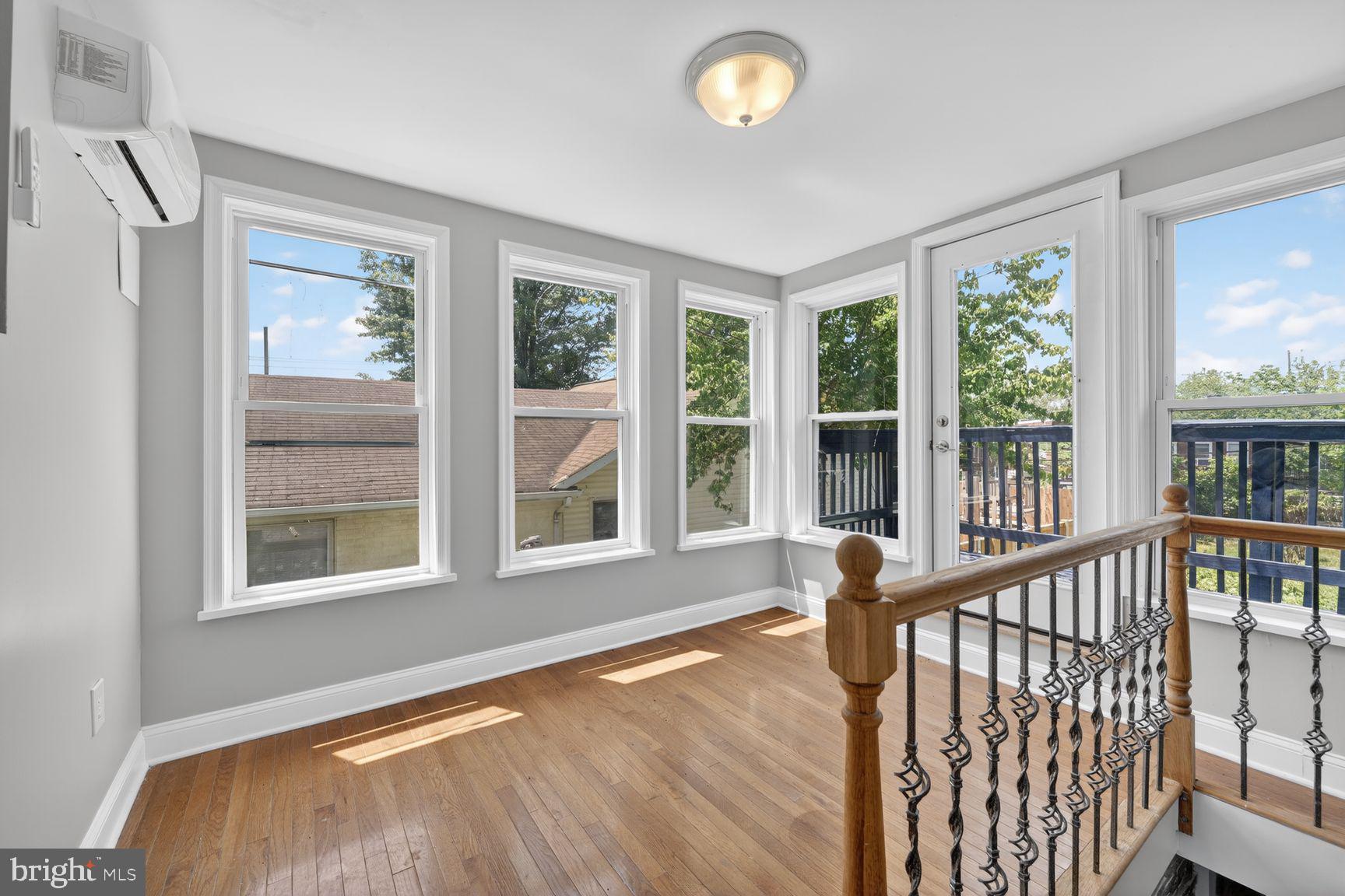 LIVINGSTON PARK - Residential