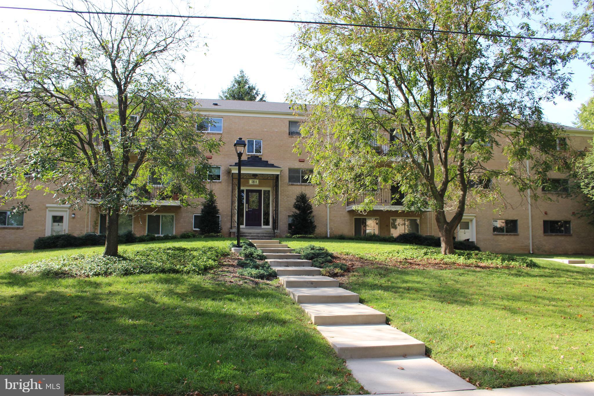 PARKSIDE CONDOMINIUMS - Residential