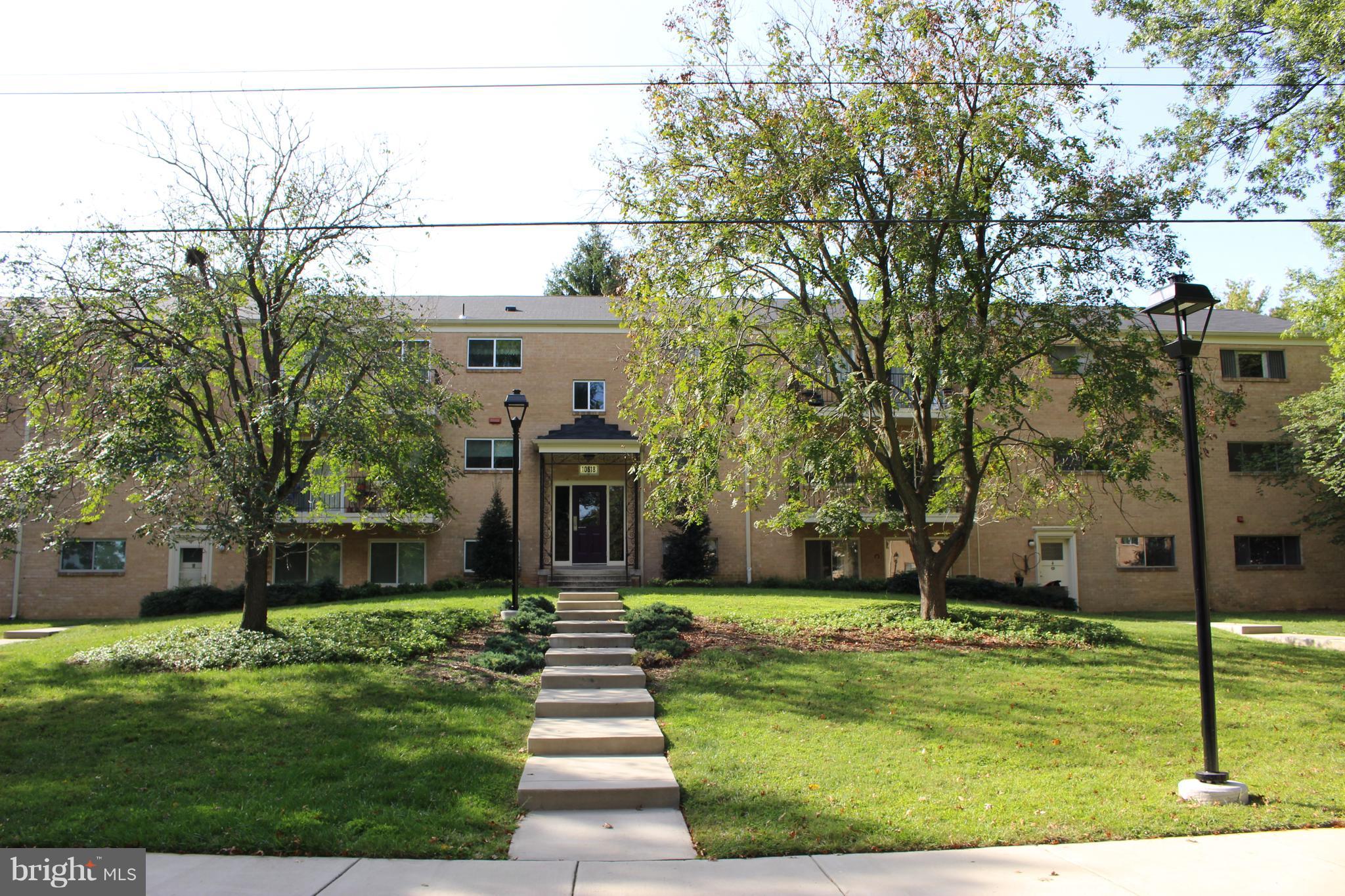 PARKSIDE CONDOMINIUMS - Residential