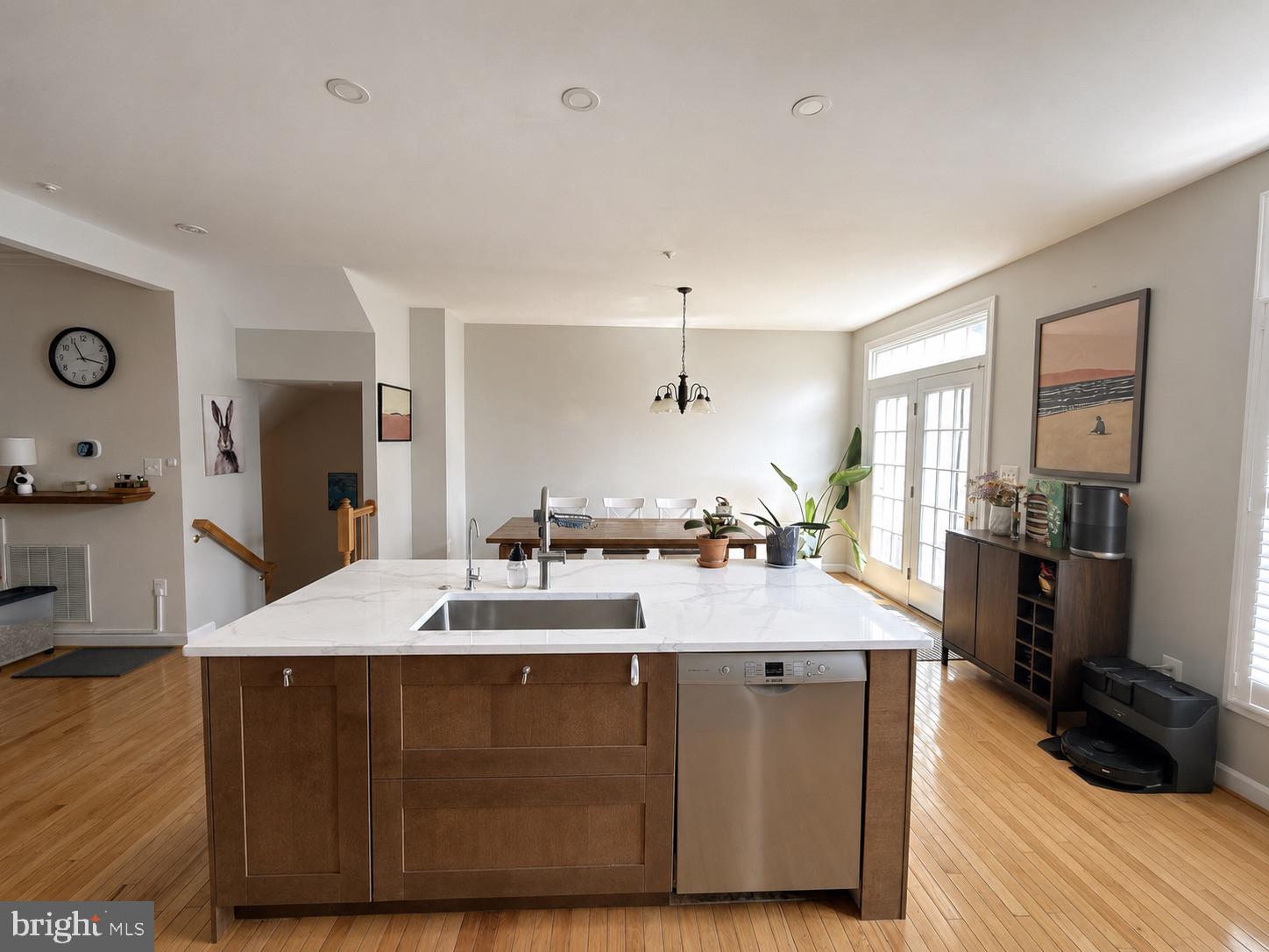 QUINCE ORCHARD PARK - Residential
