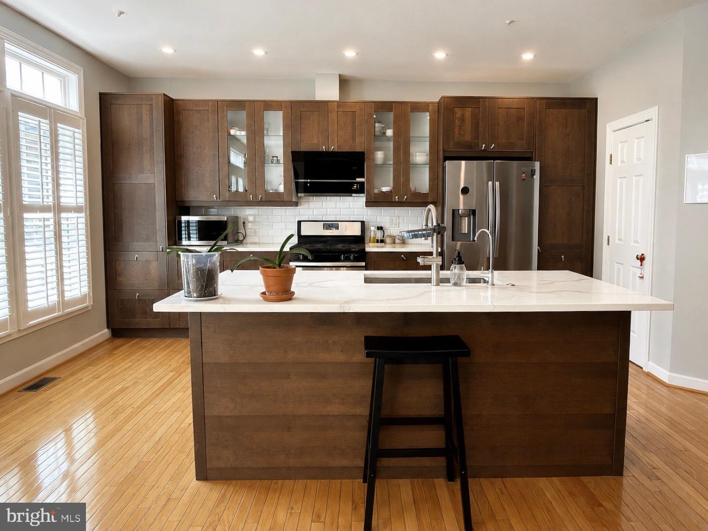 QUINCE ORCHARD PARK - Residential