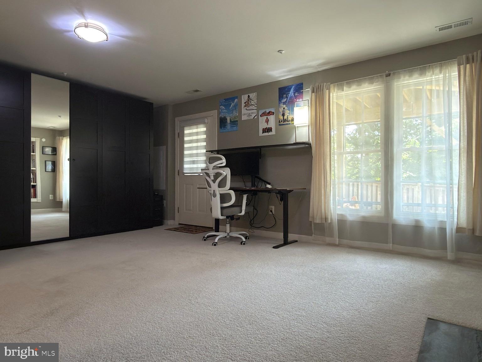 QUINCE ORCHARD PARK - Residential