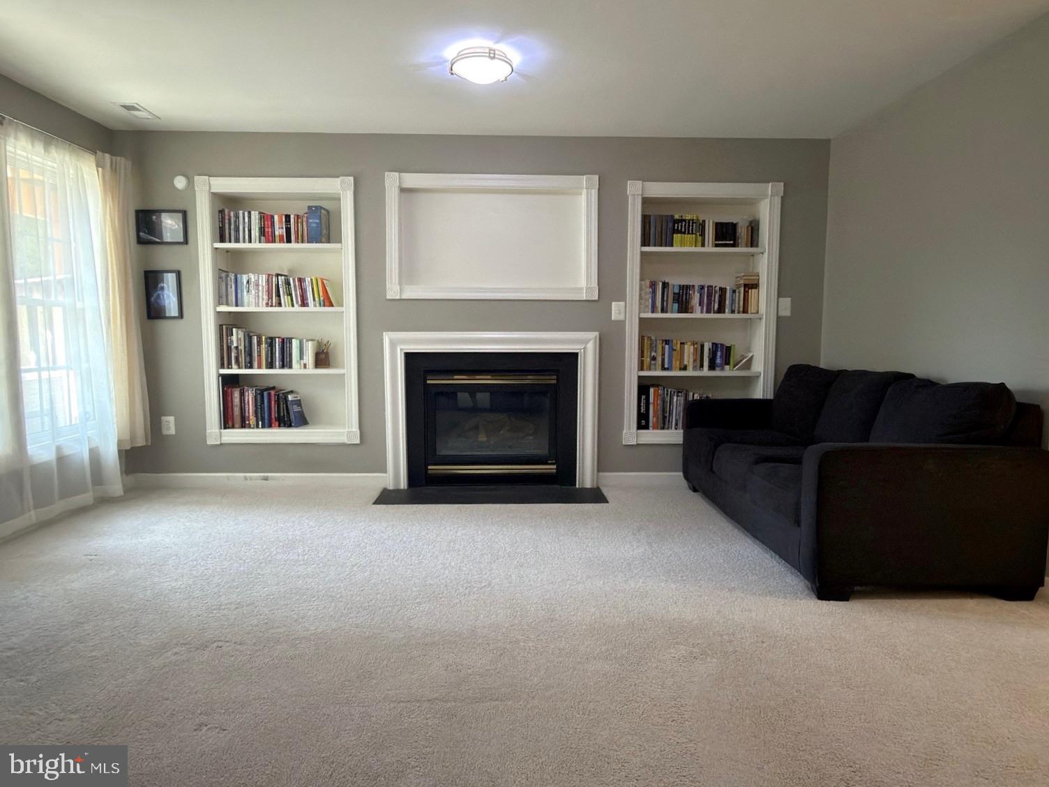 QUINCE ORCHARD PARK - Residential