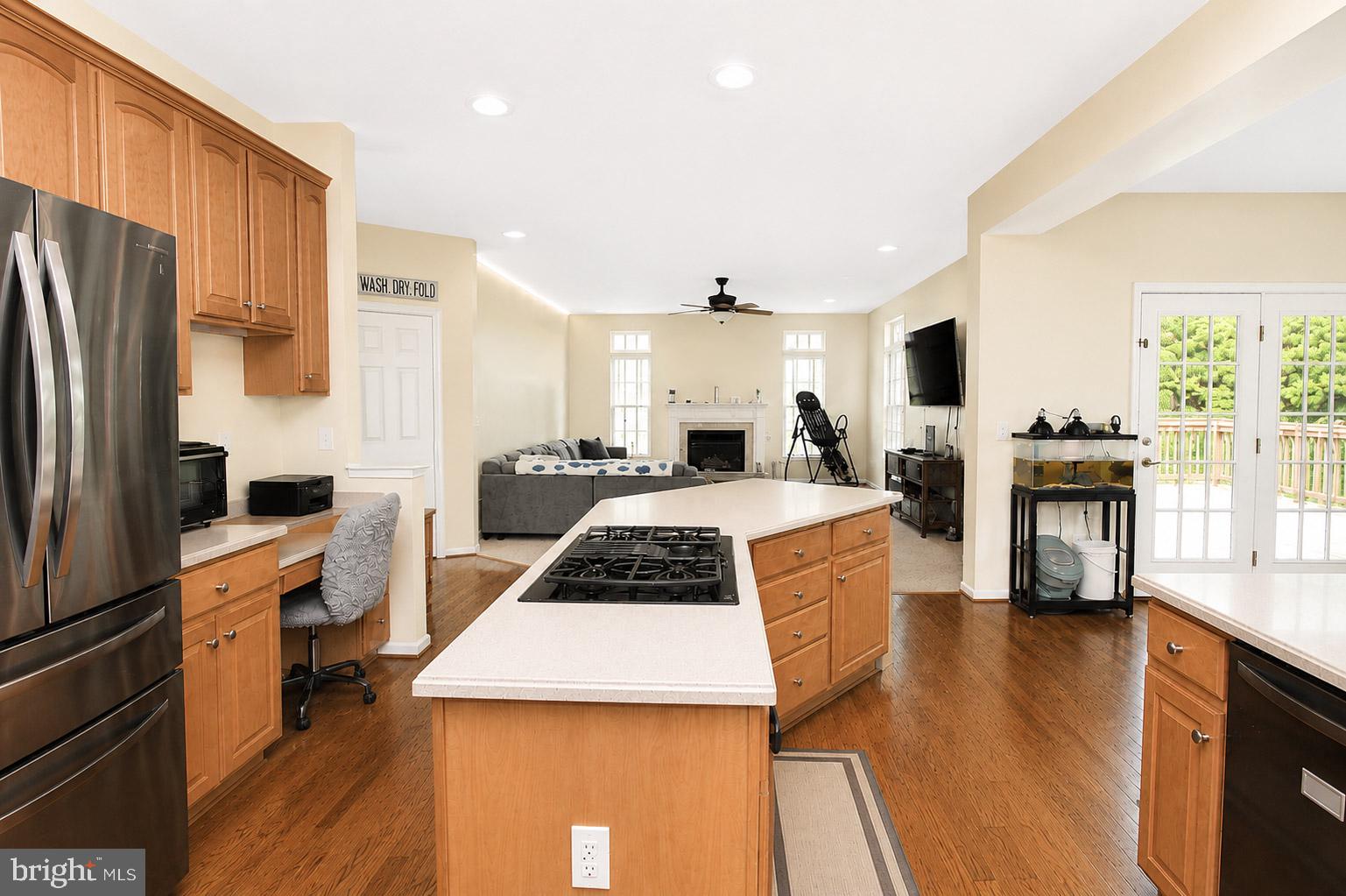 LOCUST HILL - Residential