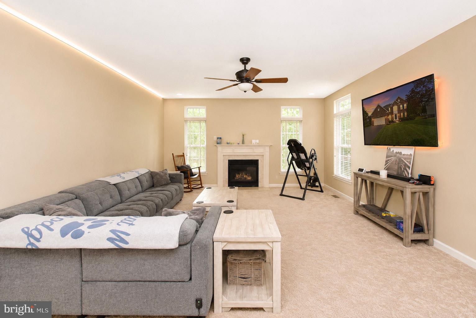 LOCUST HILL - Residential