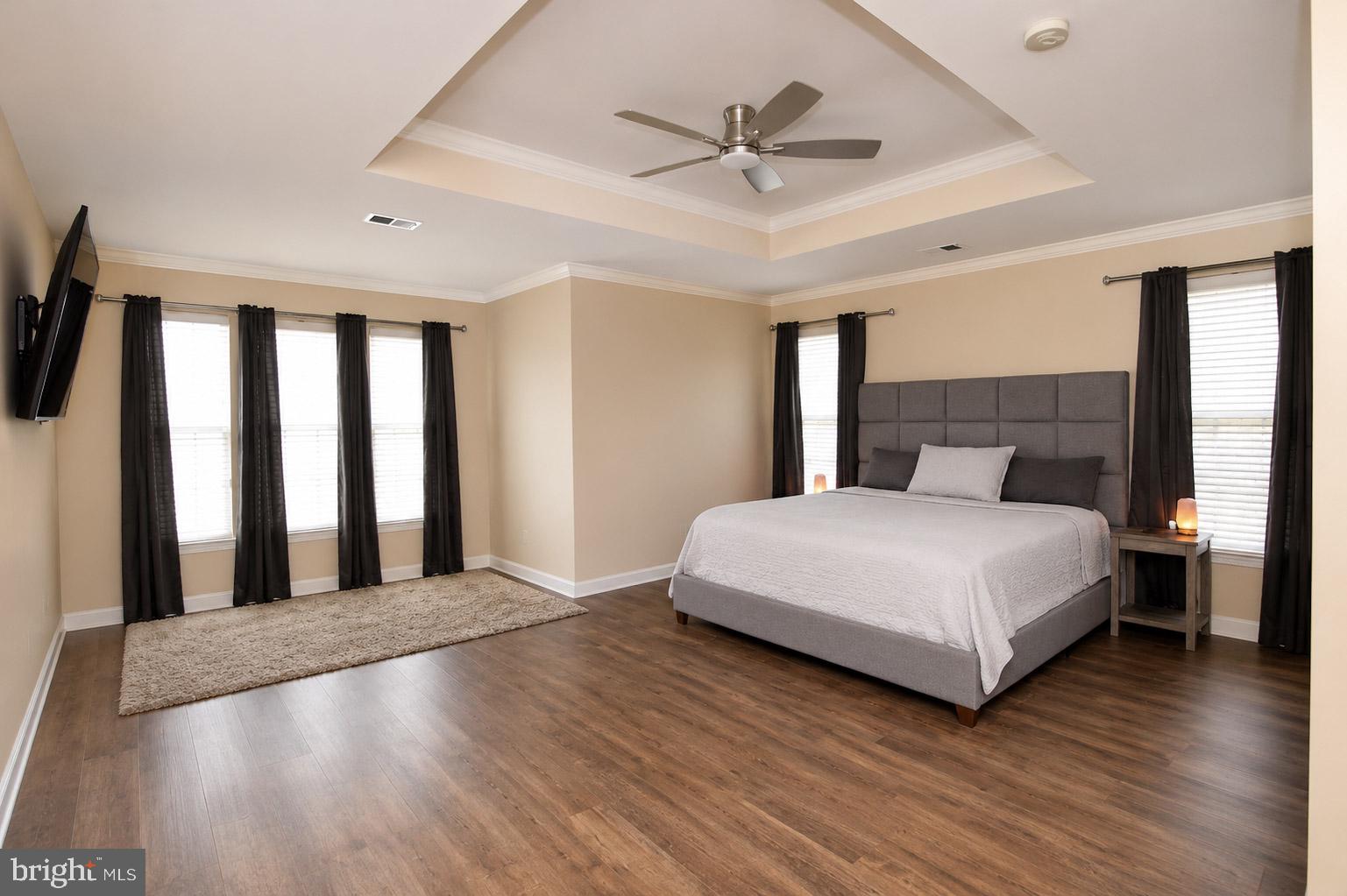 LOCUST HILL - Residential