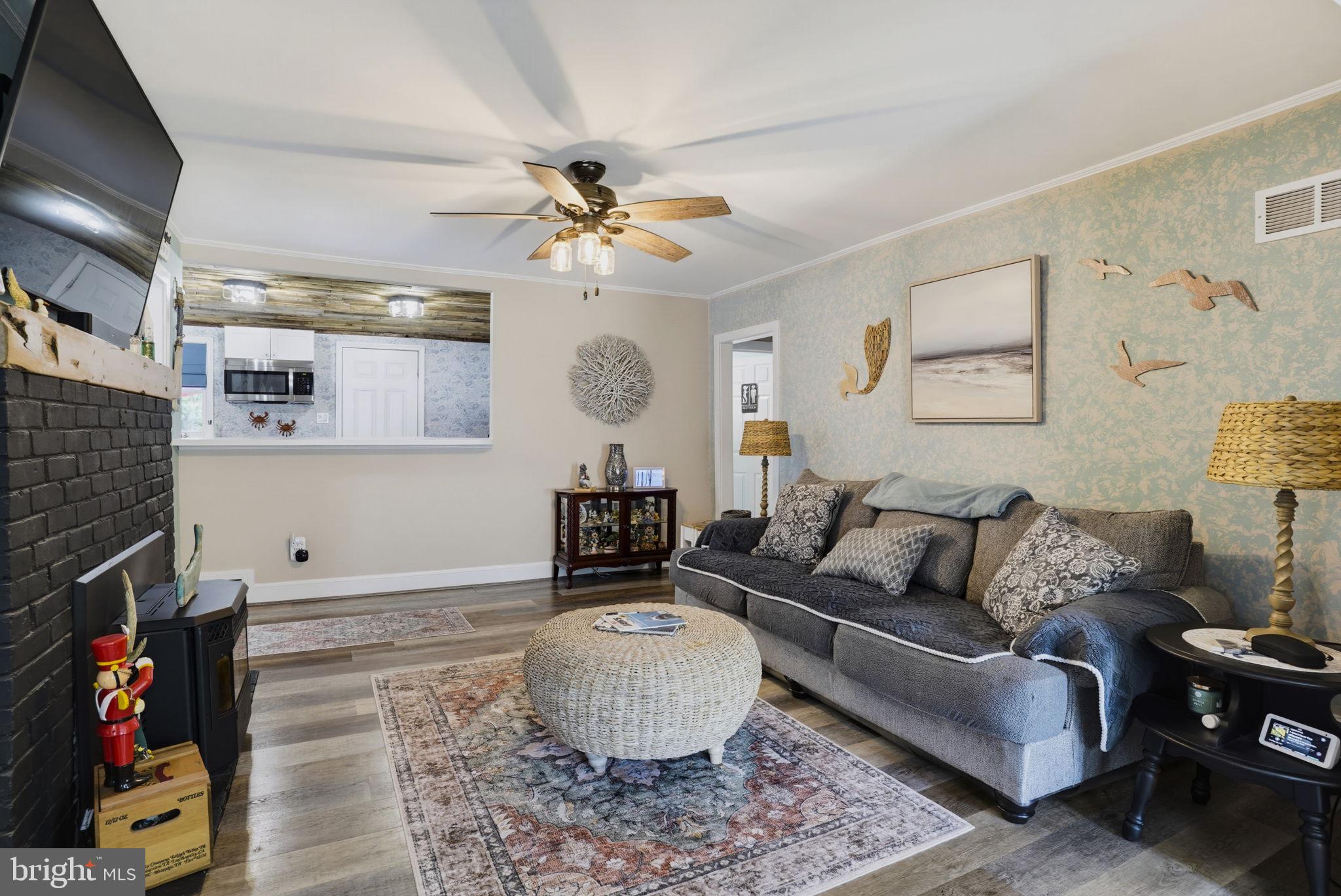 HOLIDAY BEACH - Residential