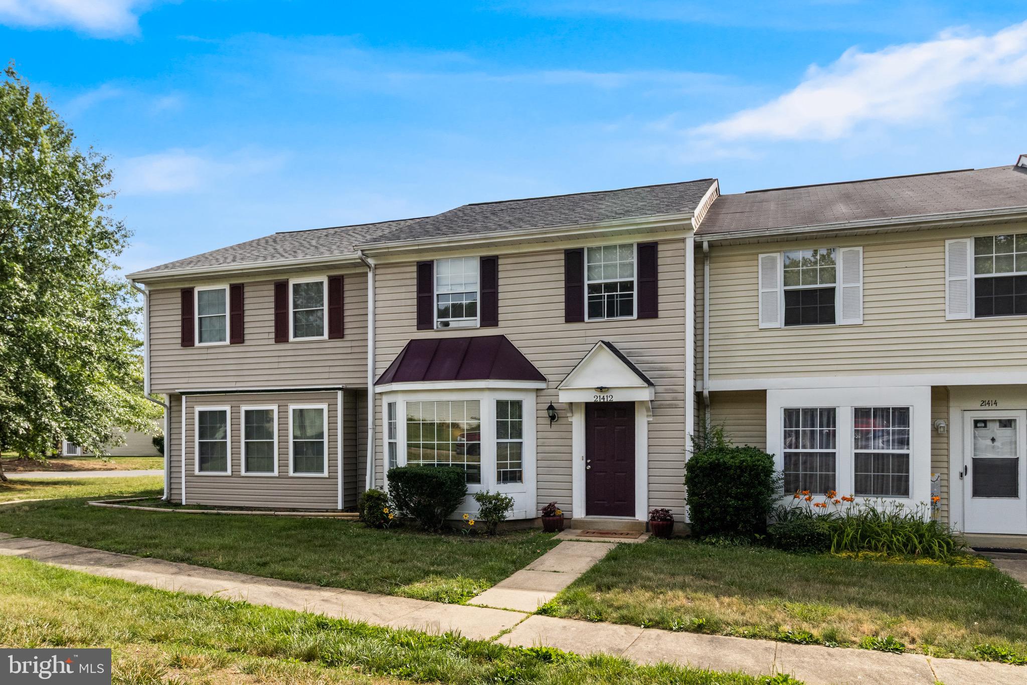 WESTBURY - Residential
