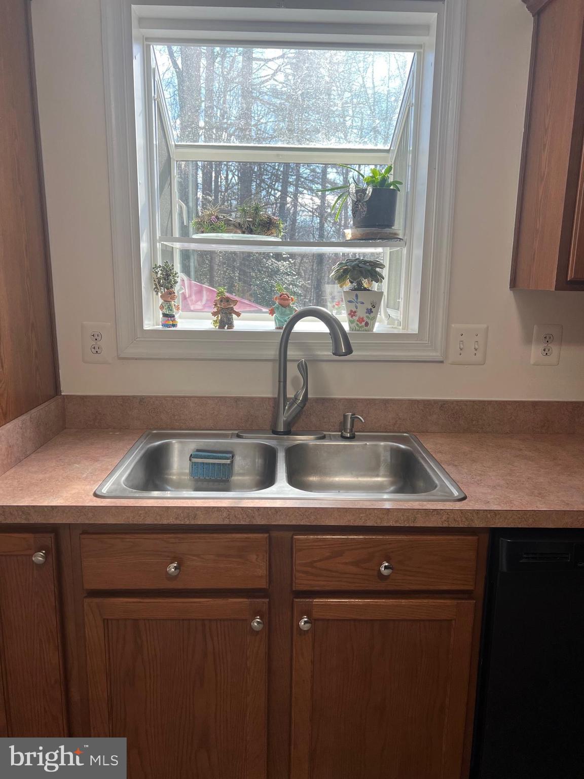PRESIDENTIAL LAKES - Residential
