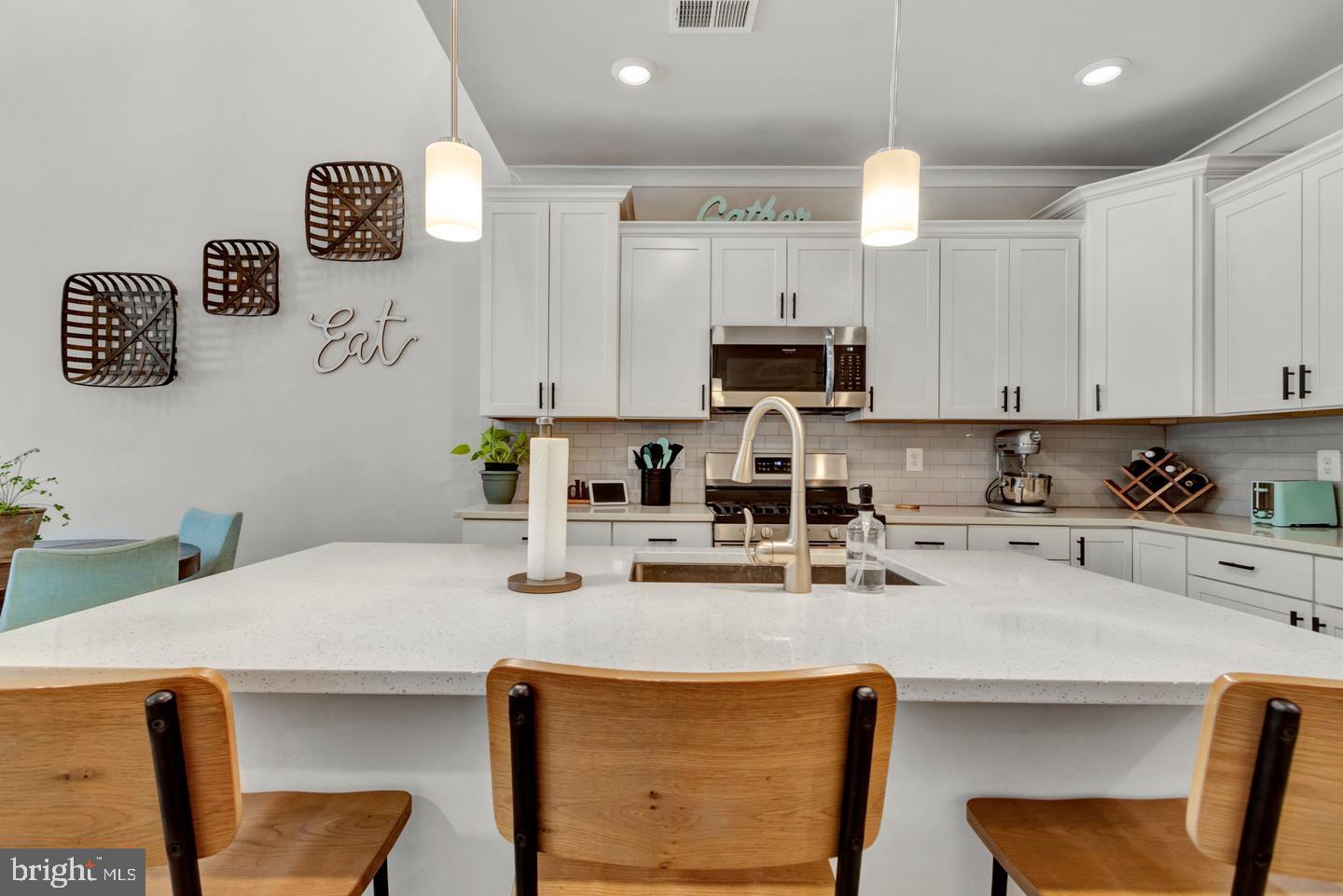 VILLAS AT WALDEN - Residential