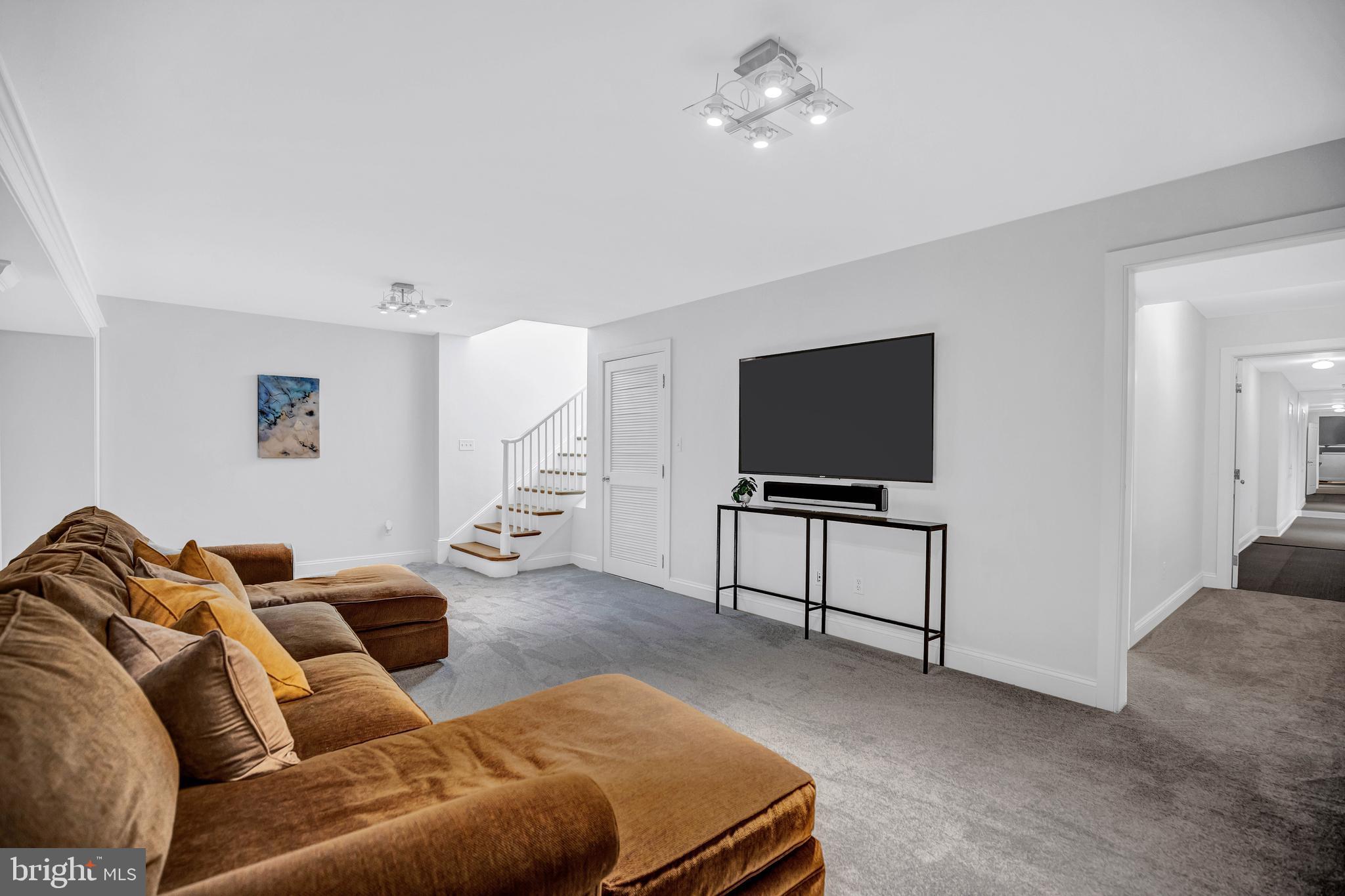 BRADLEY WOODS - Residential