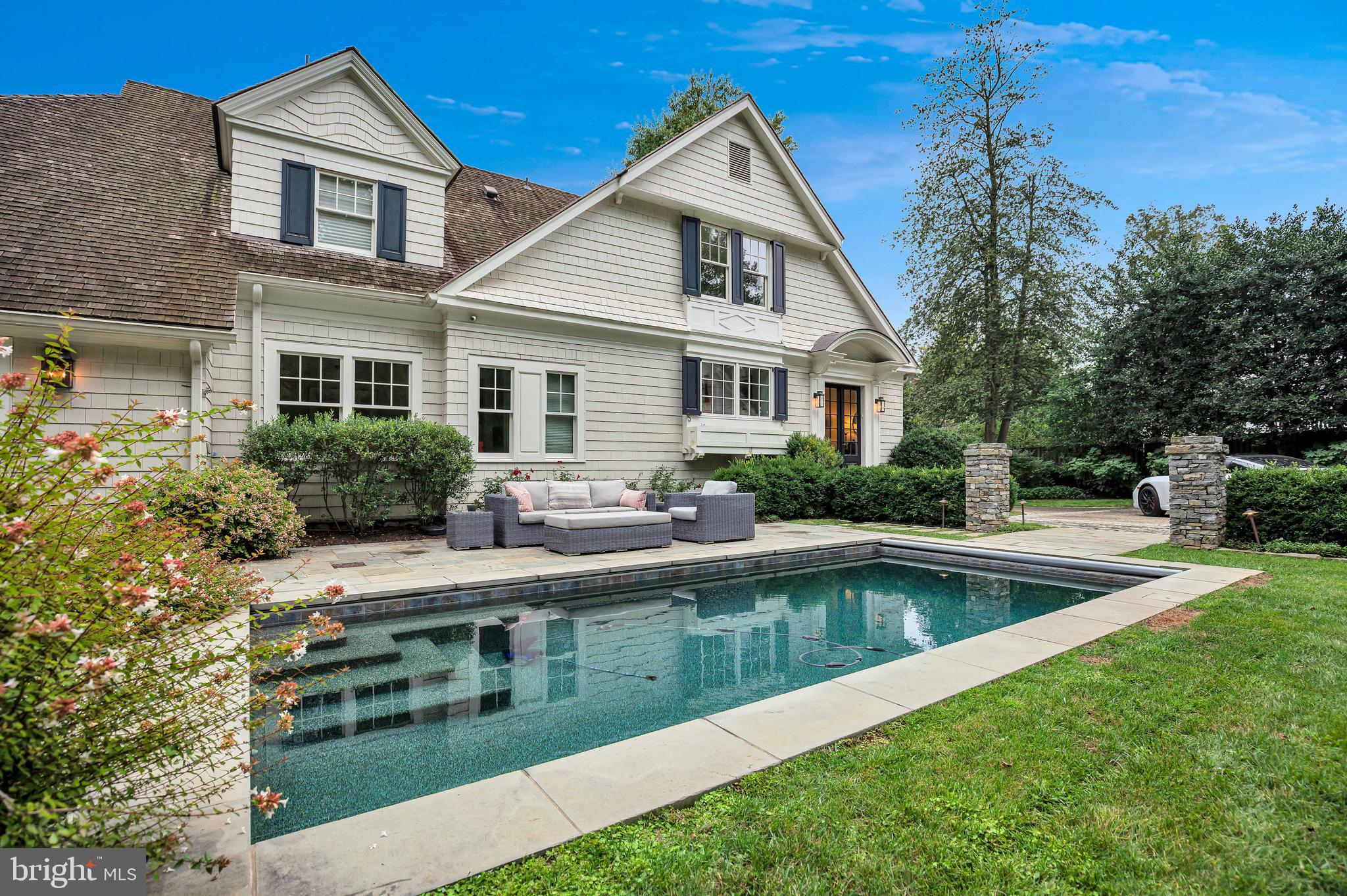 BRADLEY WOODS - Residential