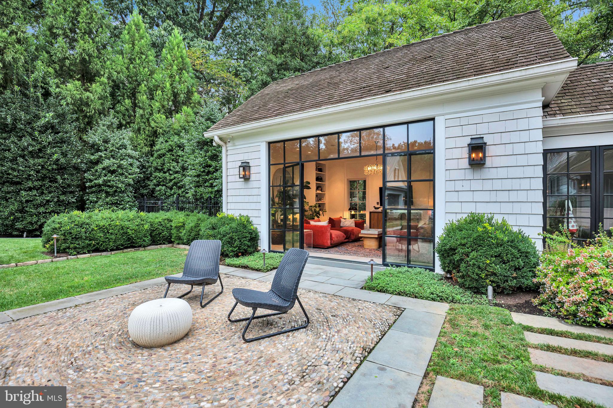 BRADLEY WOODS - Residential