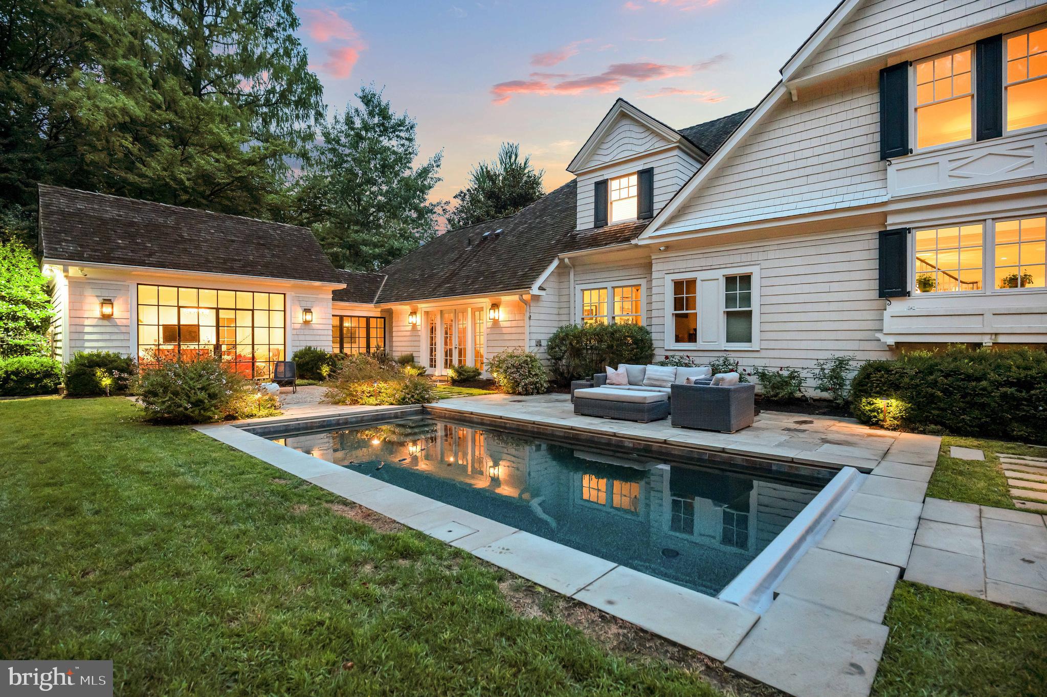BRADLEY WOODS - Residential
