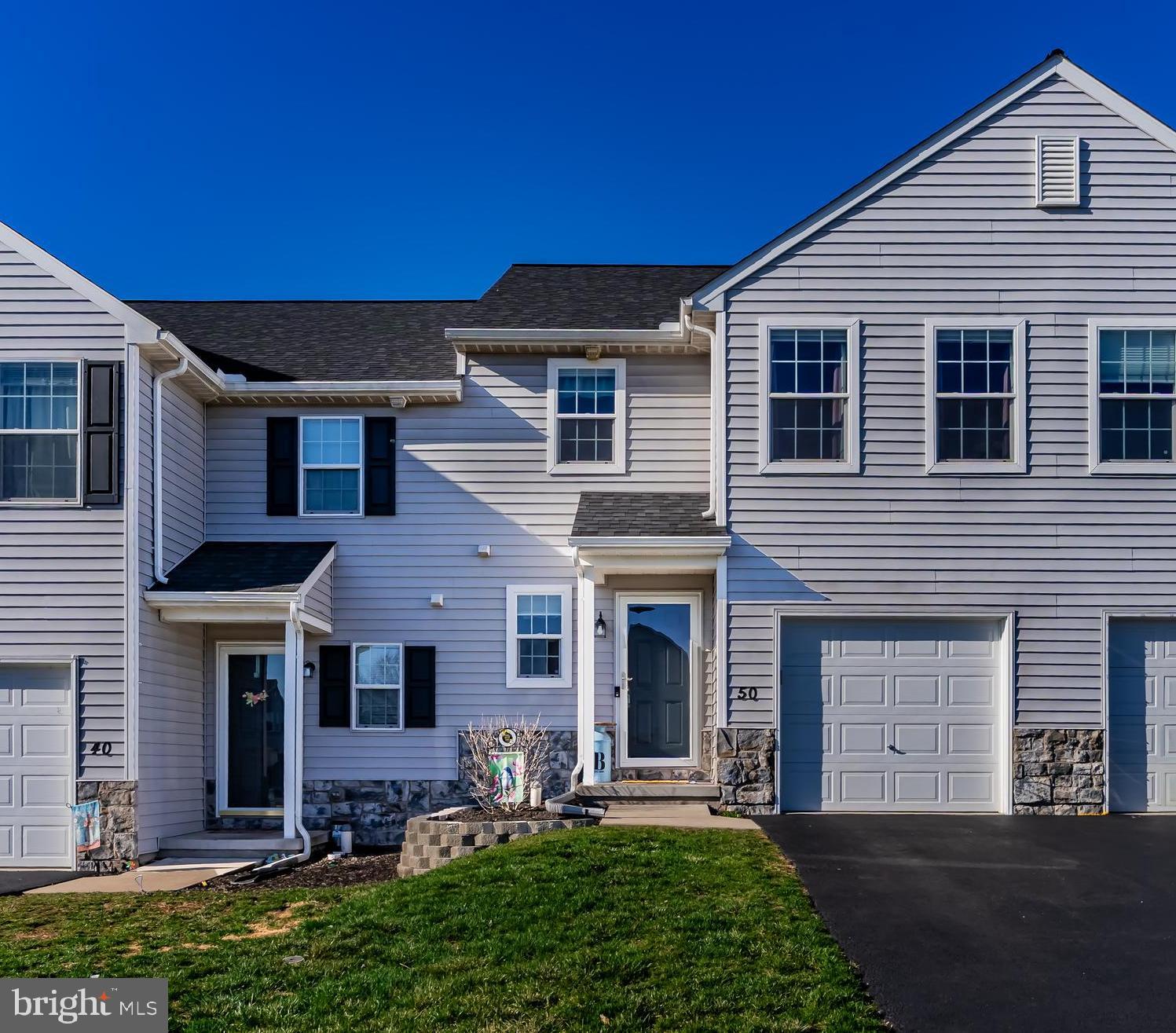 LOCUST RUN - Residential
