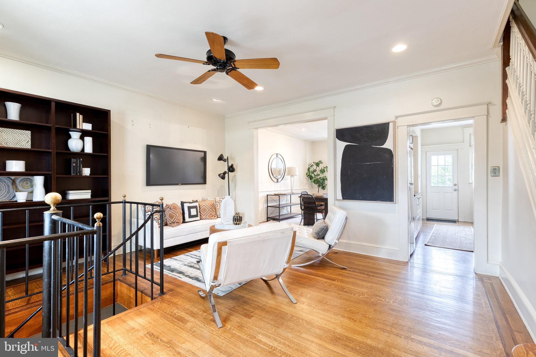 MEDFIELD - Residential