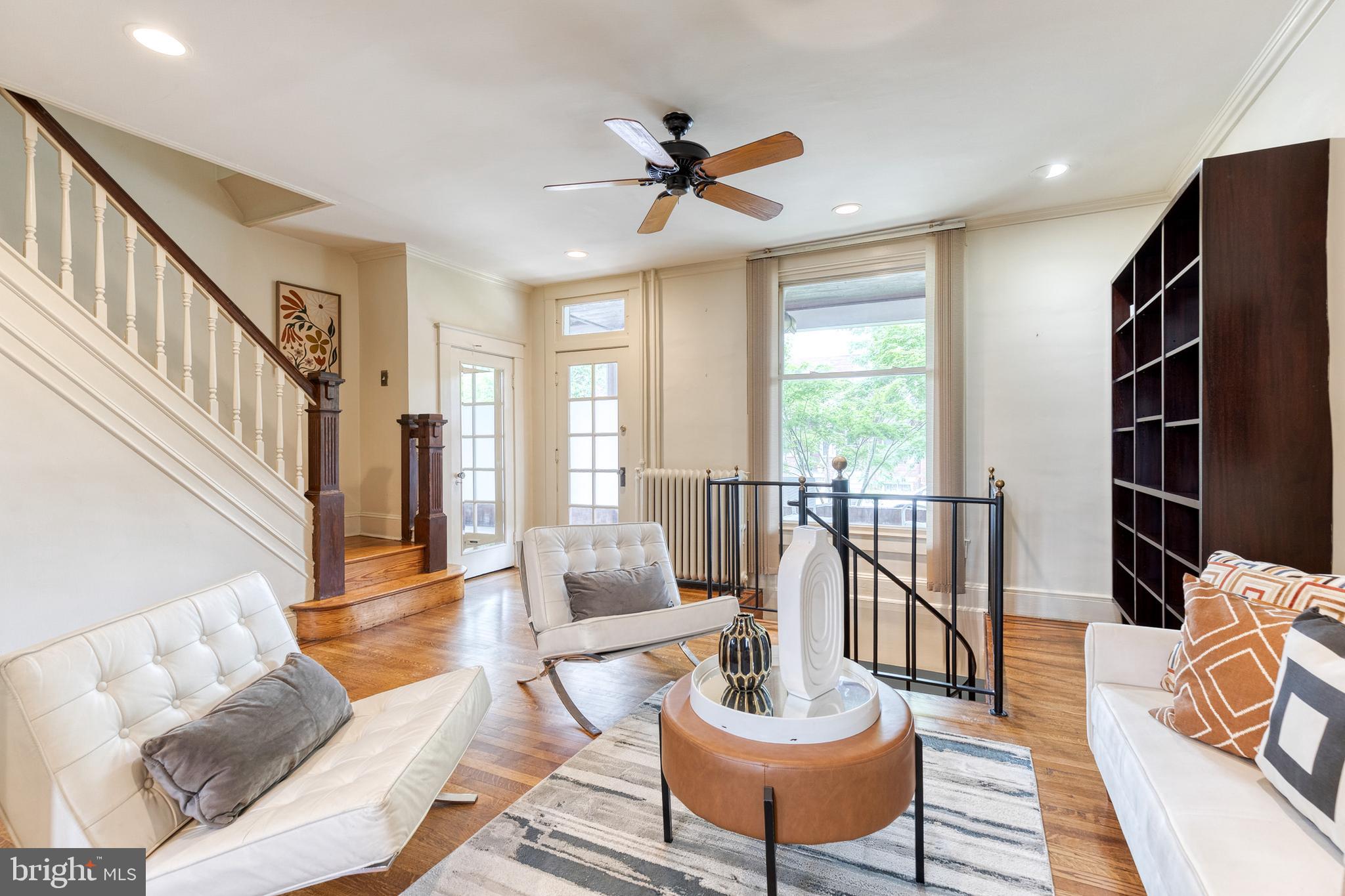 MEDFIELD - Residential