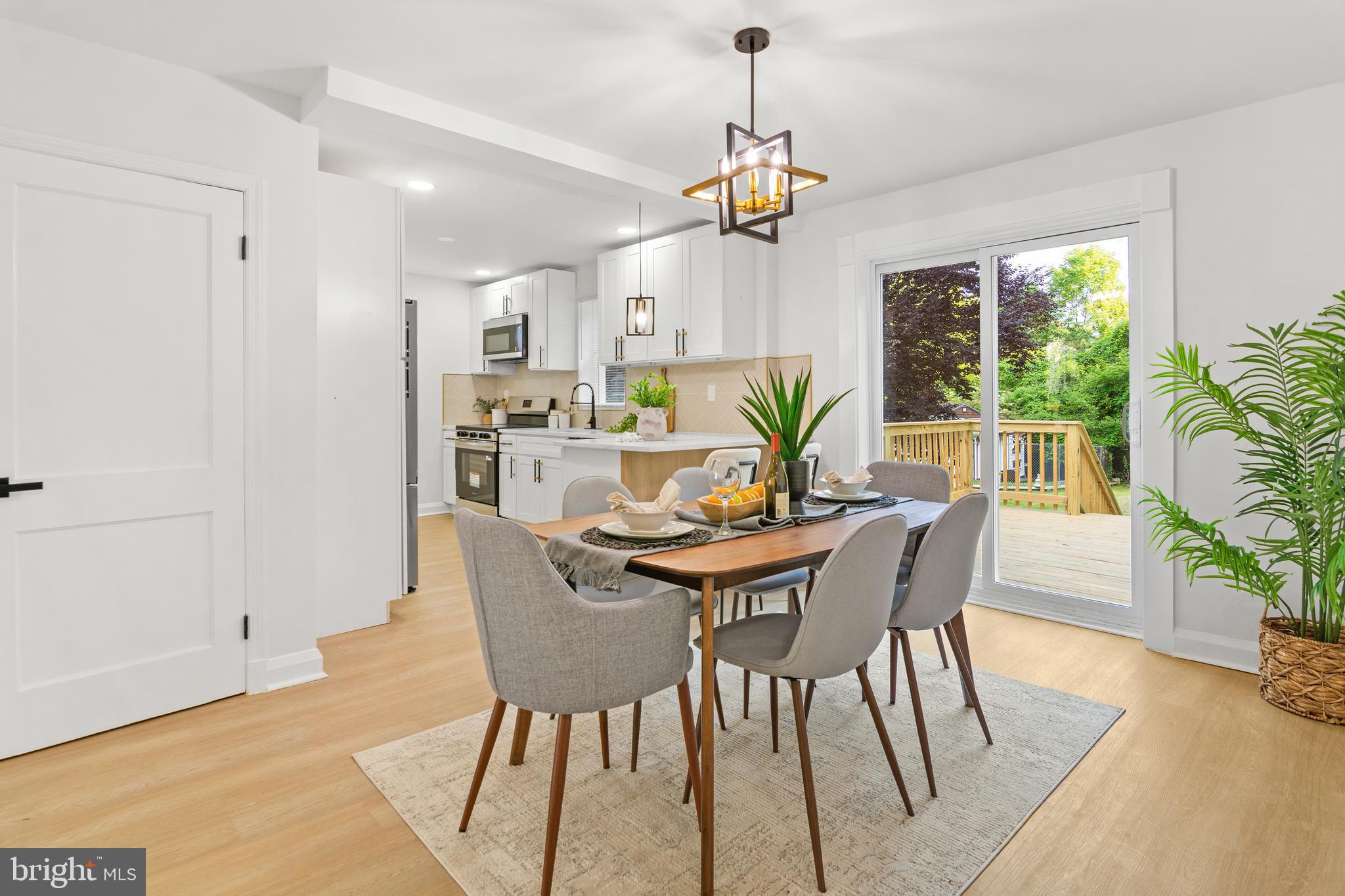 HILLENDALE PARK - Residential