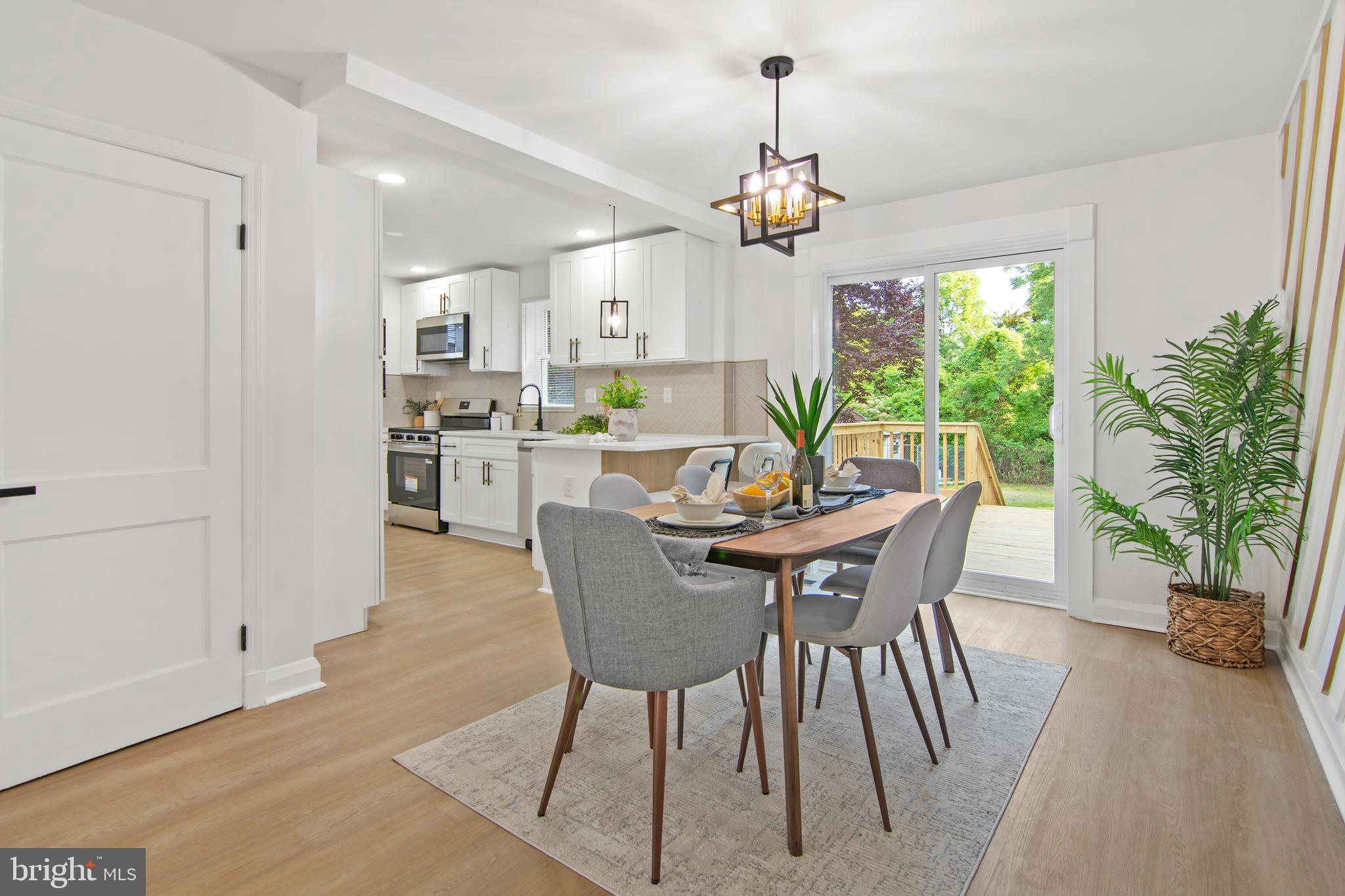 HILLENDALE PARK - Residential