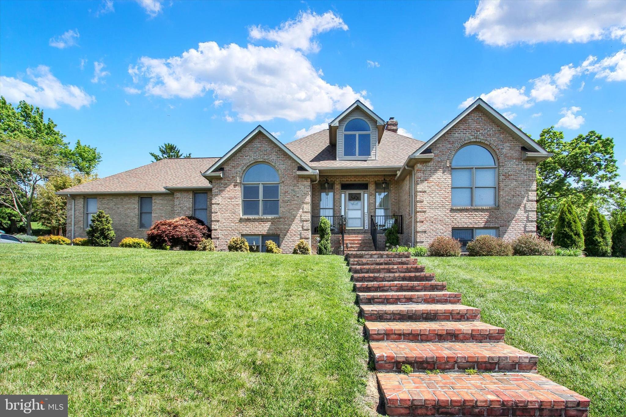 VISTA HEIGHTS - Residential