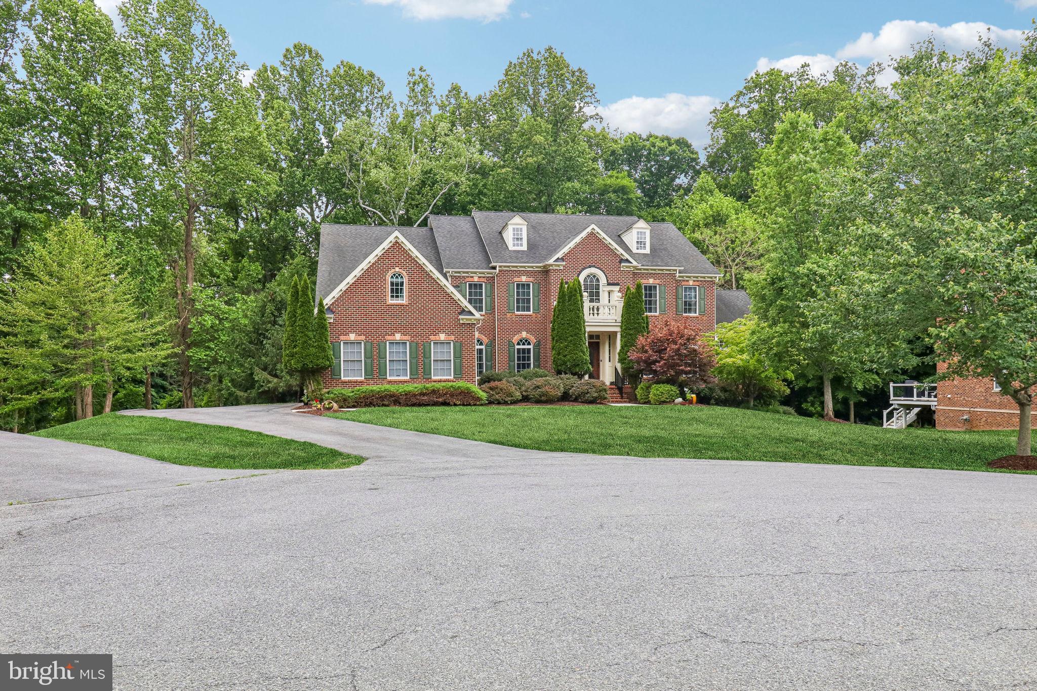 OAK CREEK CLUB - Residential