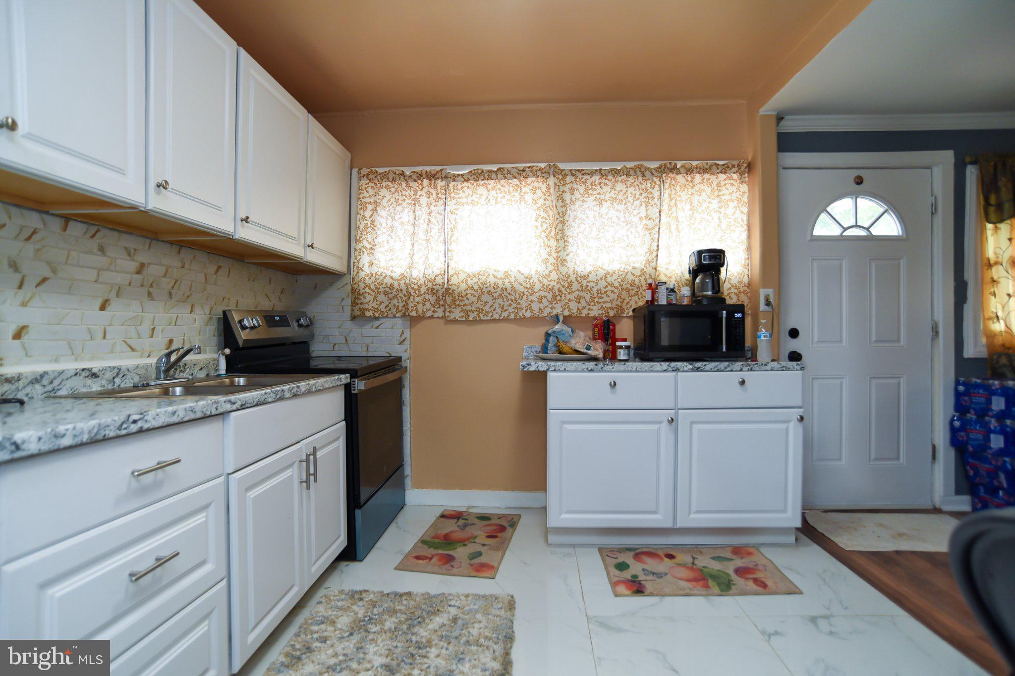 RED CEDAR HILL - Residential