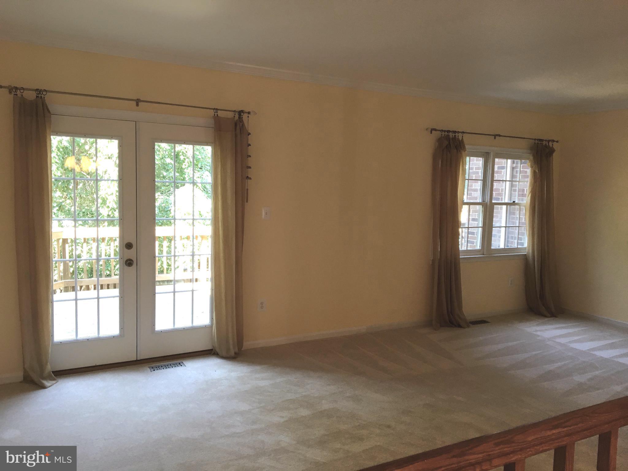 IDYLWOOD STATION - Residential Lease