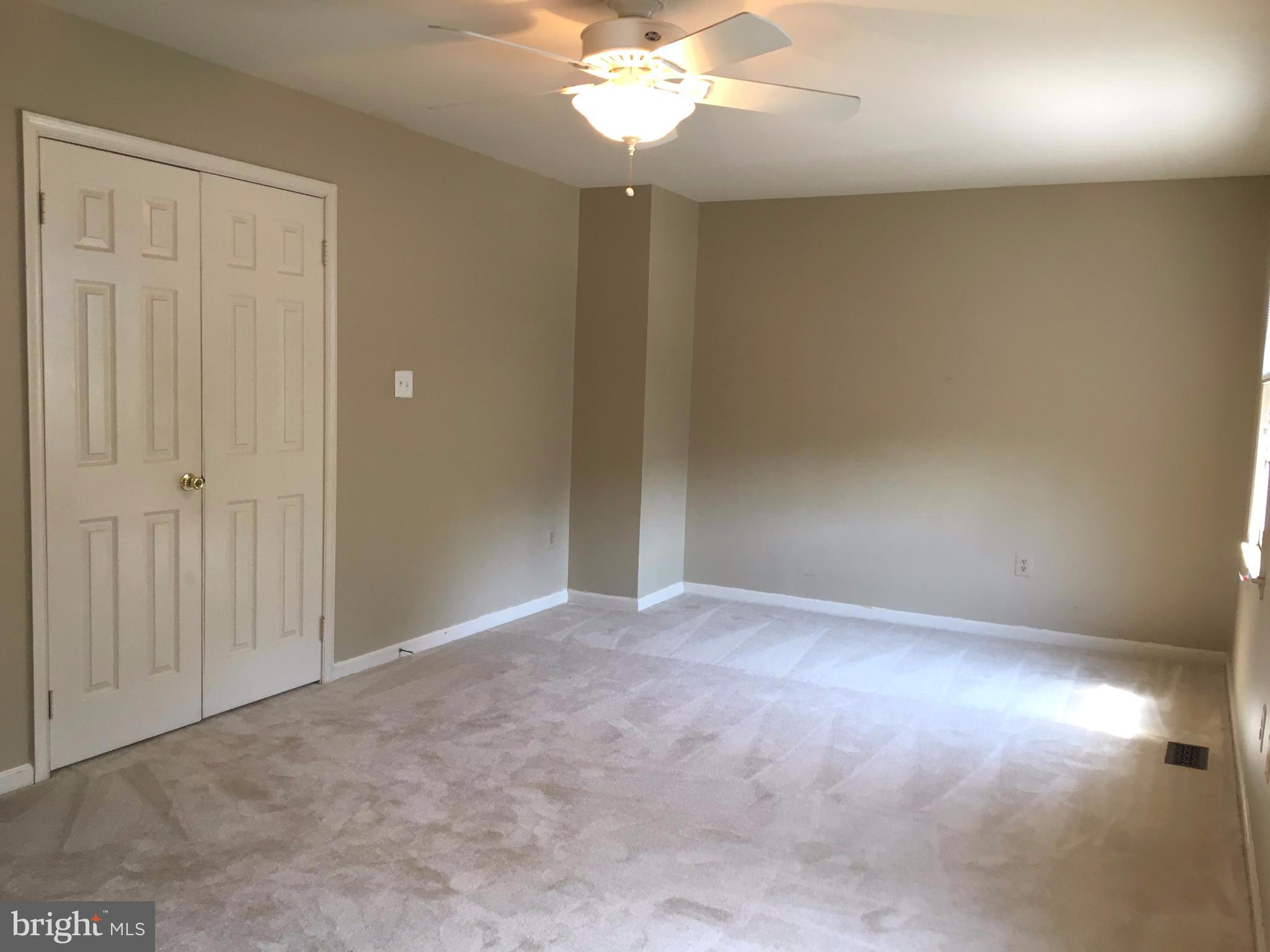 IDYLWOOD STATION - Residential Lease
