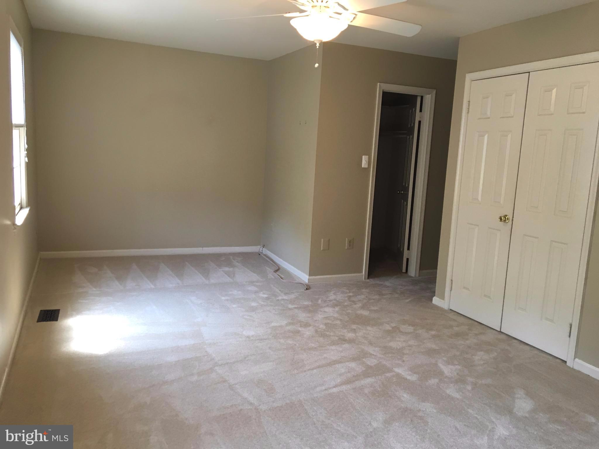 IDYLWOOD STATION - Residential Lease
