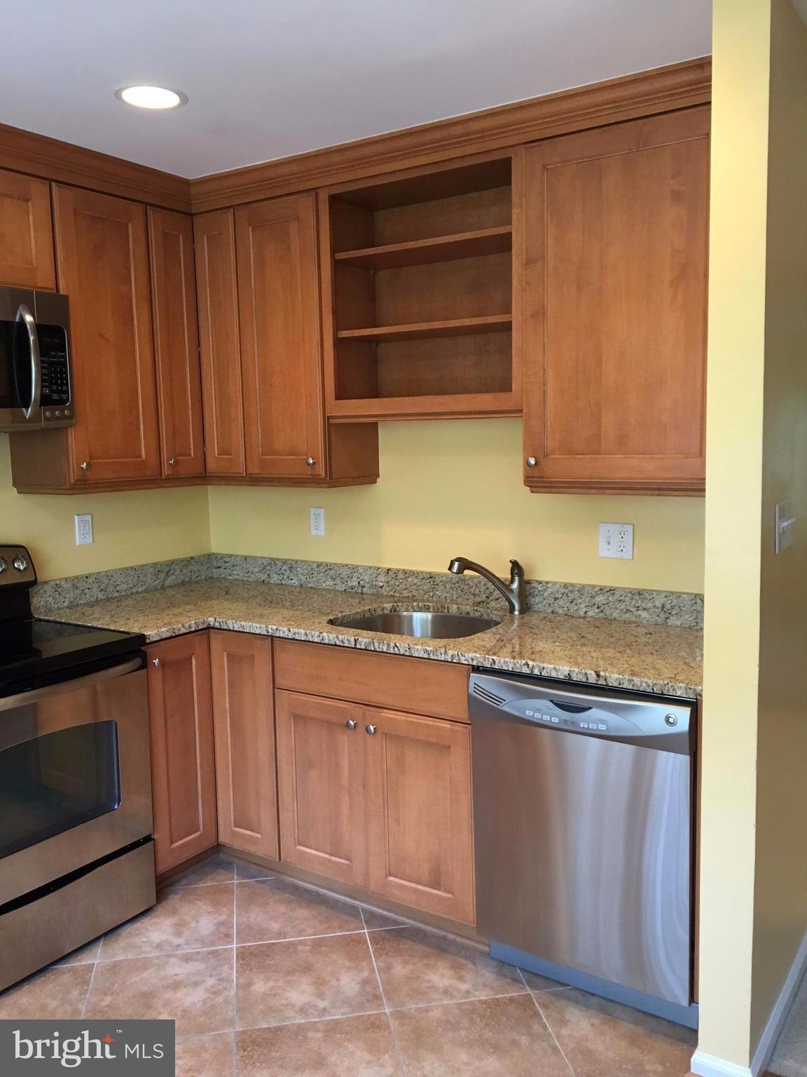 IDYLWOOD STATION - Residential Lease