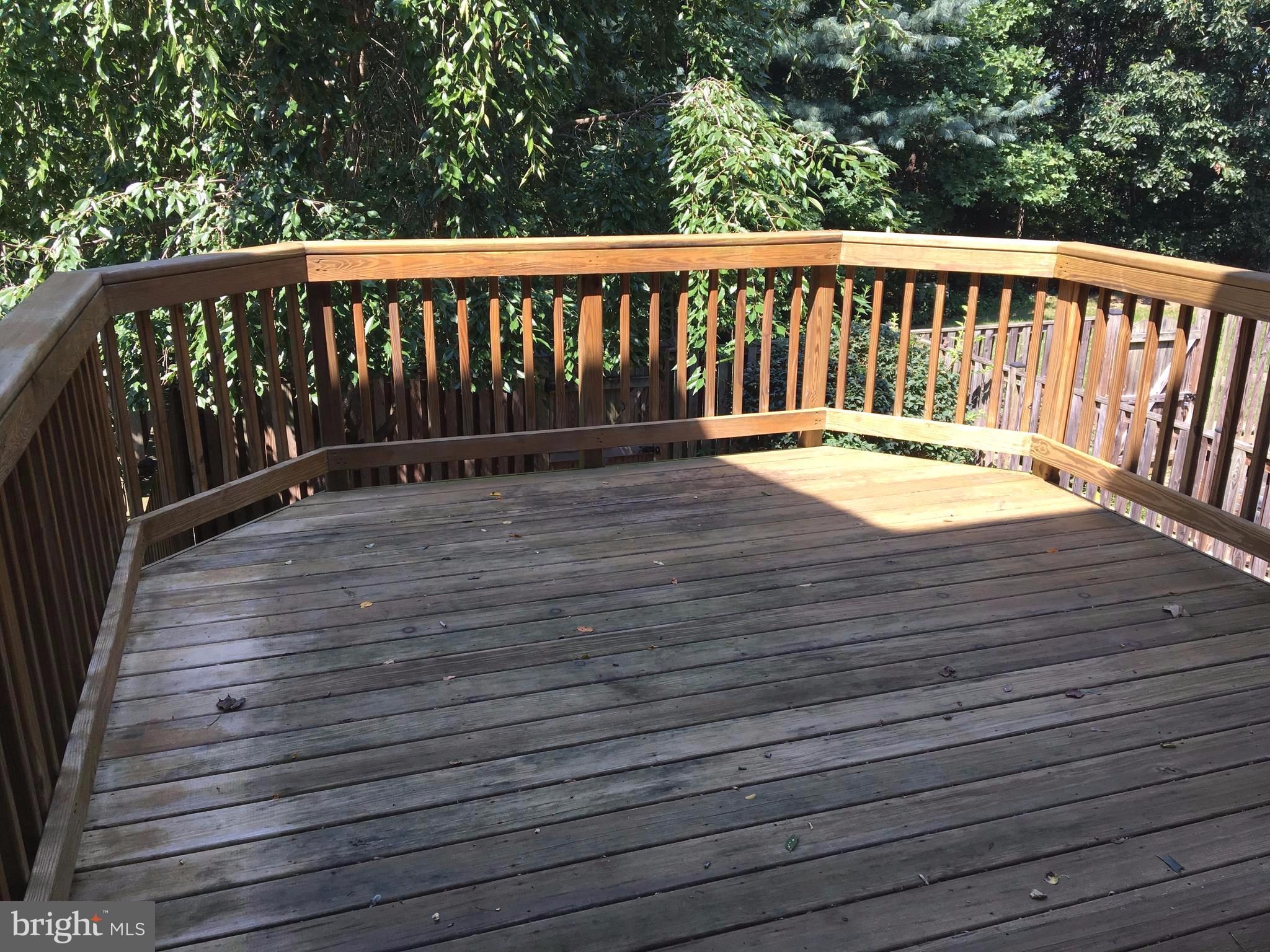 IDYLWOOD STATION - Residential Lease