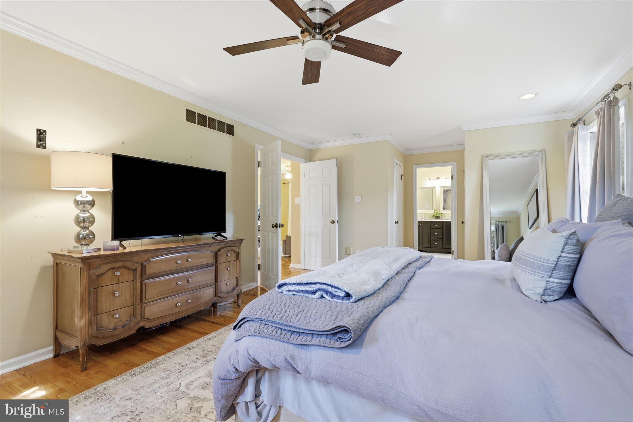 YARDLEY RUN - Residential