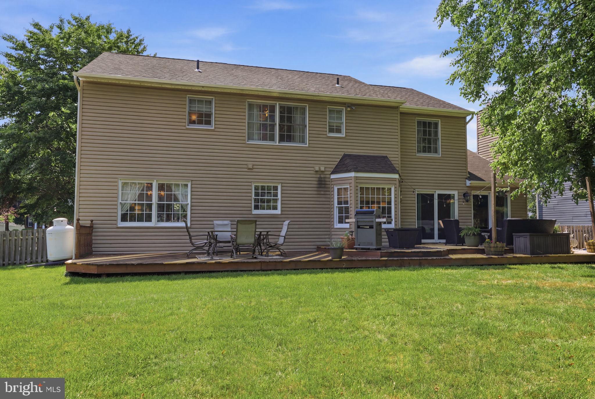 YARDLEY RUN - Residential
