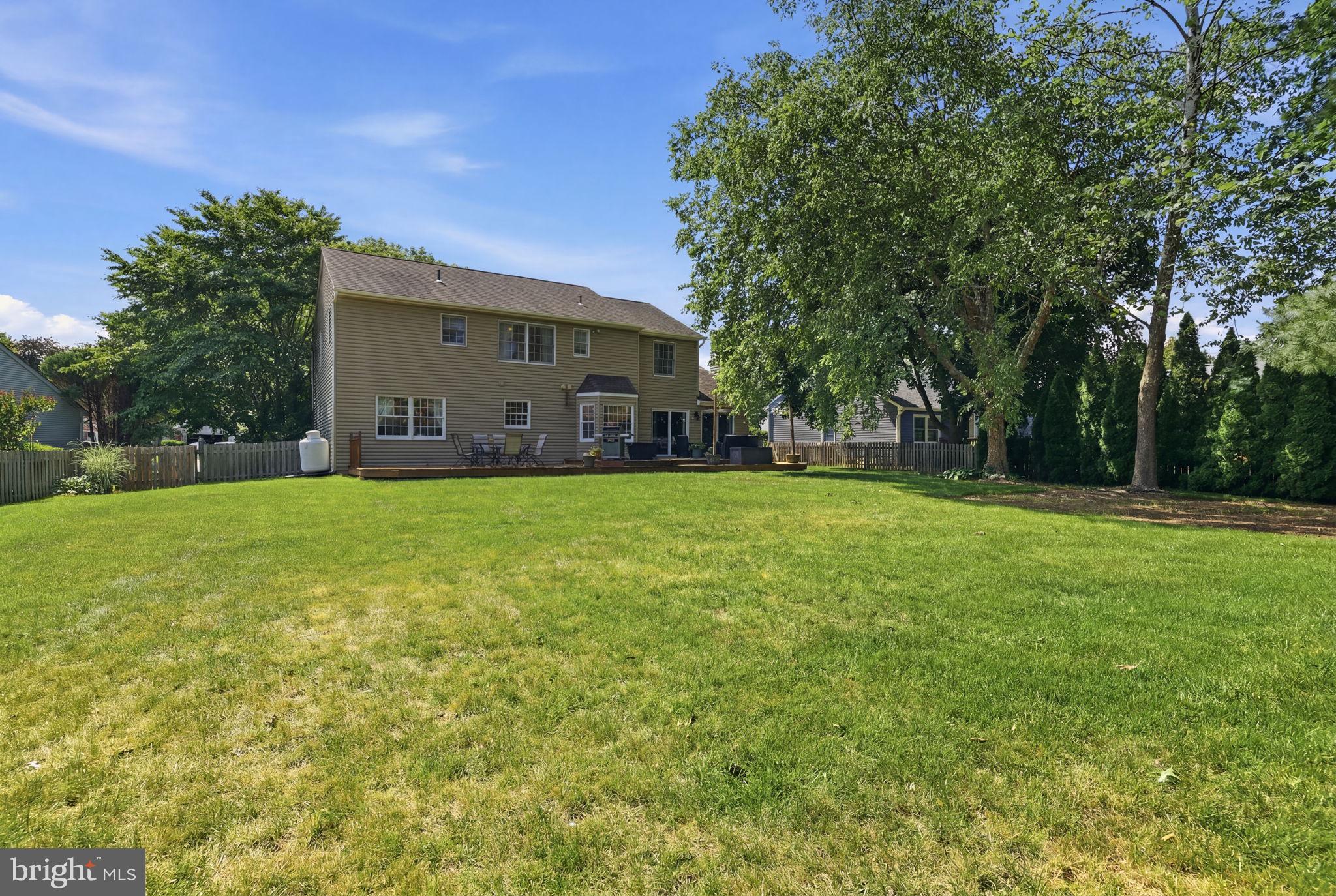 YARDLEY RUN - Residential