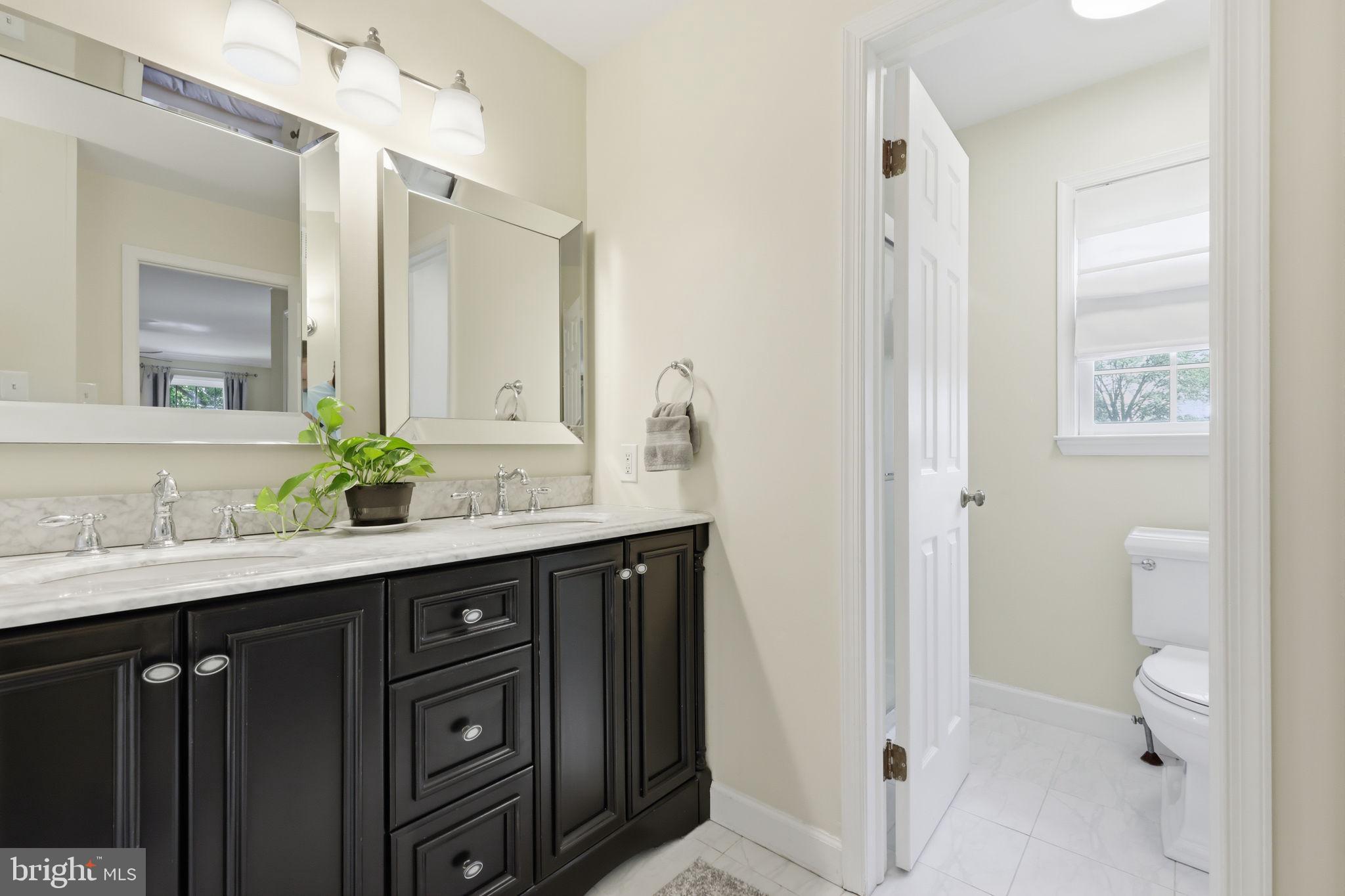 YARDLEY RUN - Residential