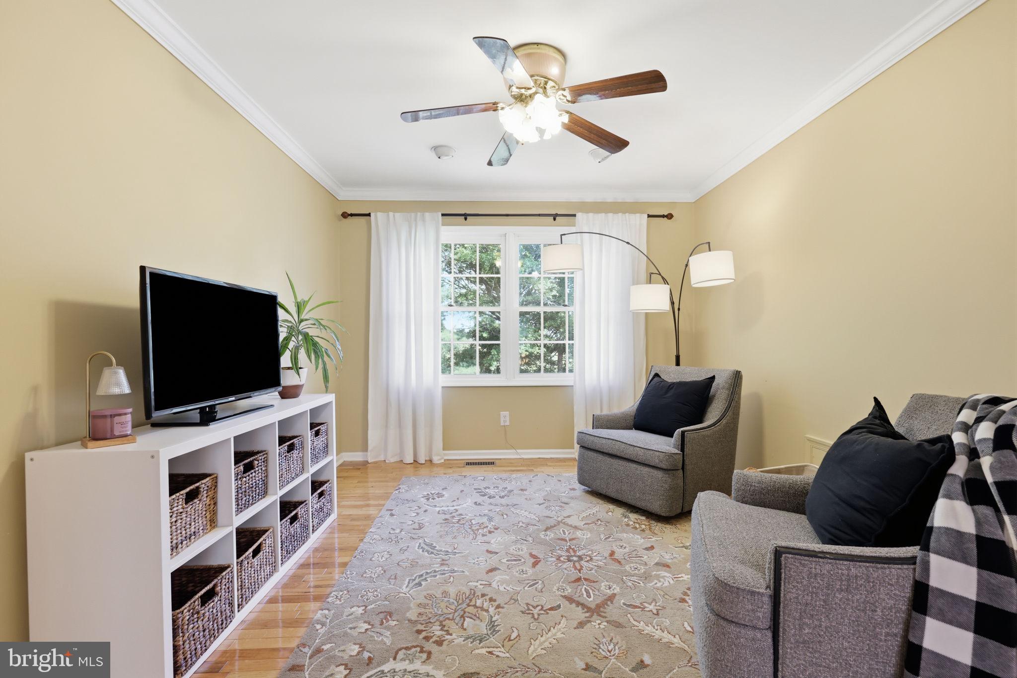 YARDLEY RUN - Residential
