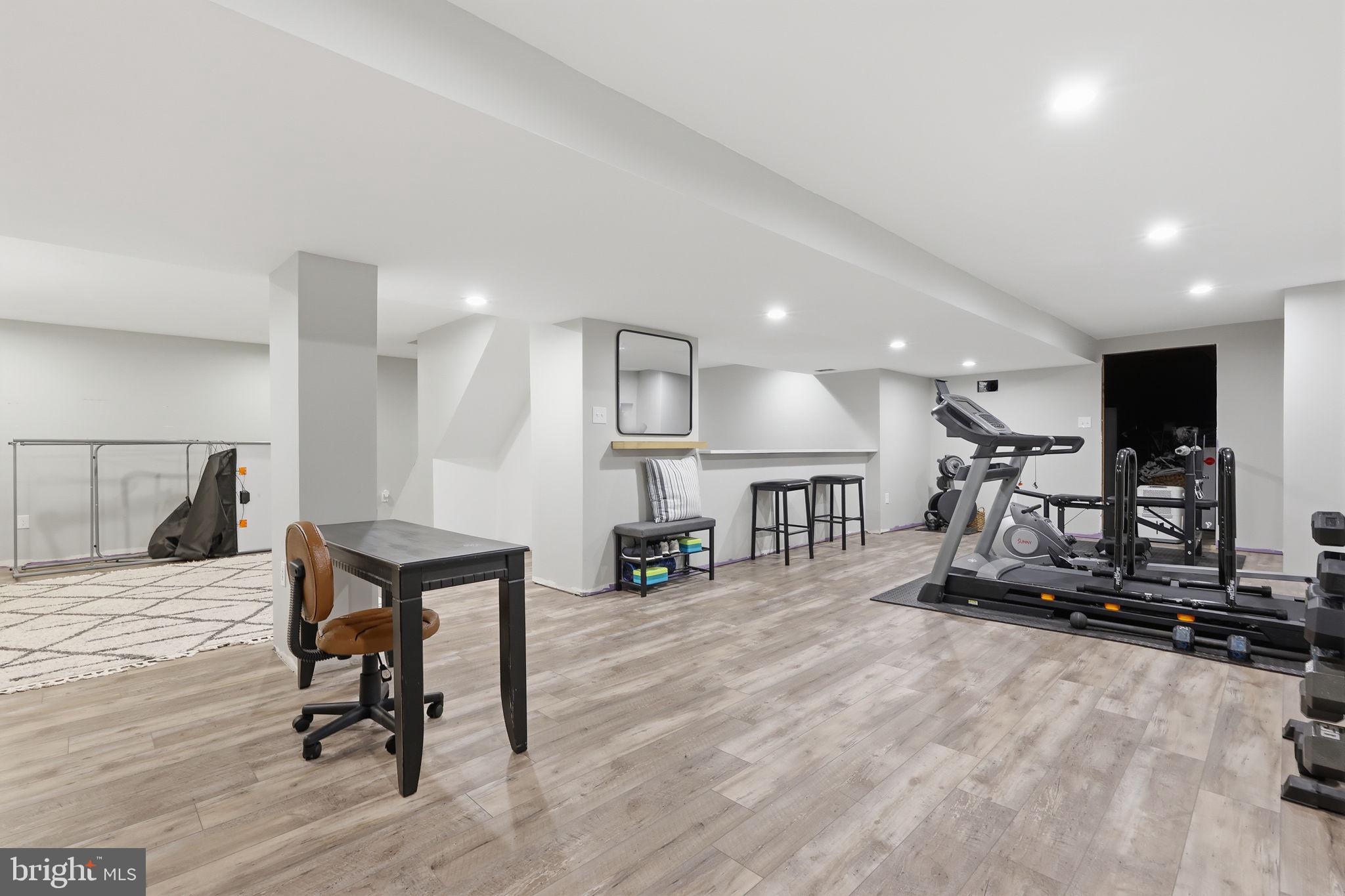 YARDLEY RUN - Residential